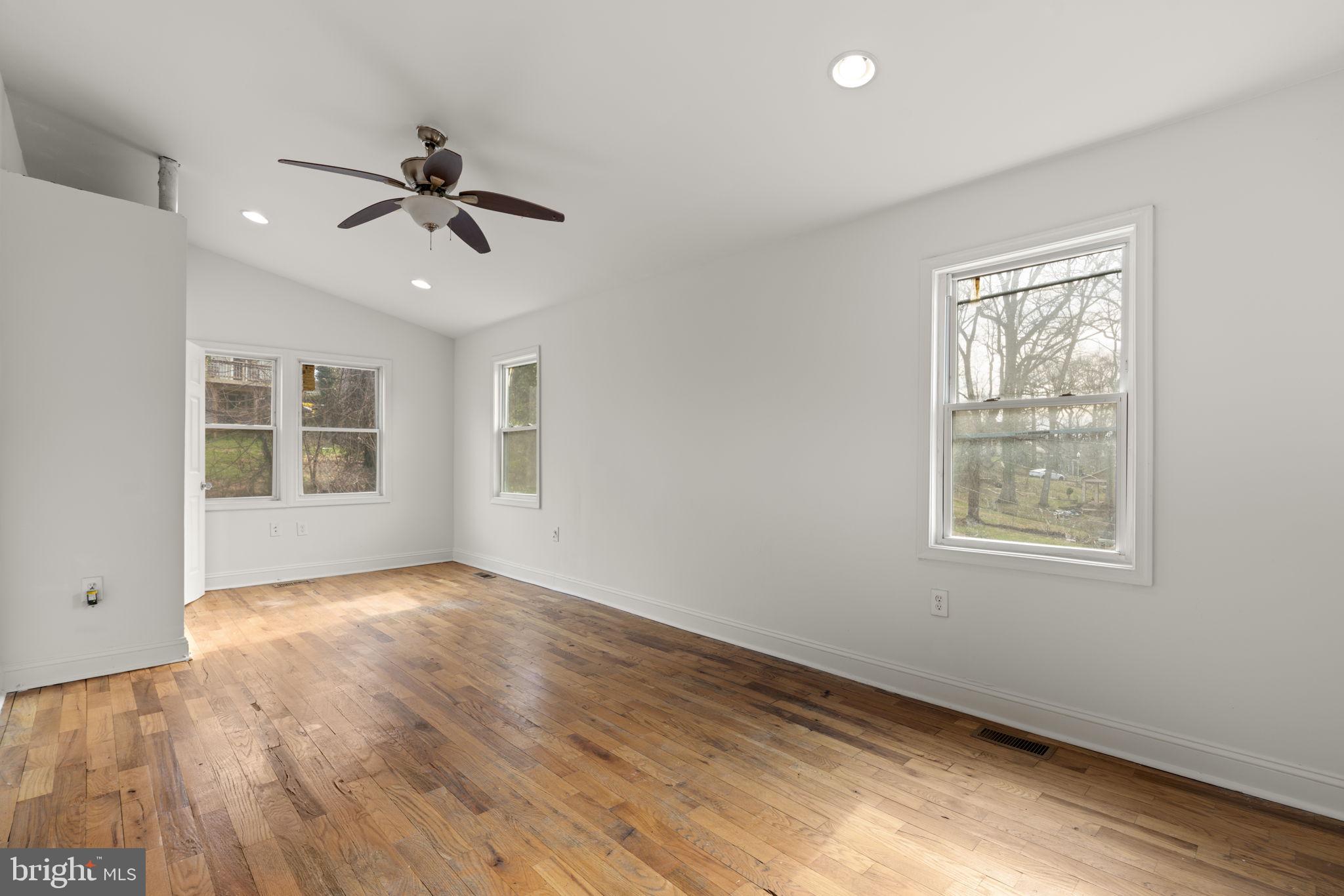 FAIRMOUNT PARK - Residential