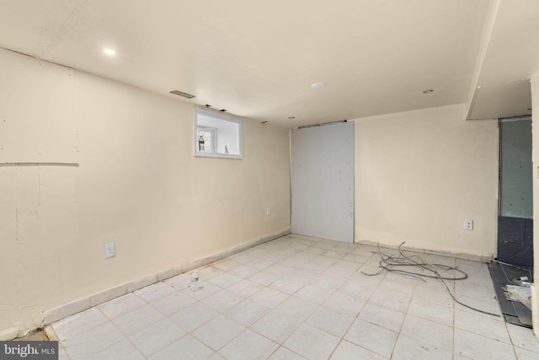 FAIRMOUNT PARK - Residential