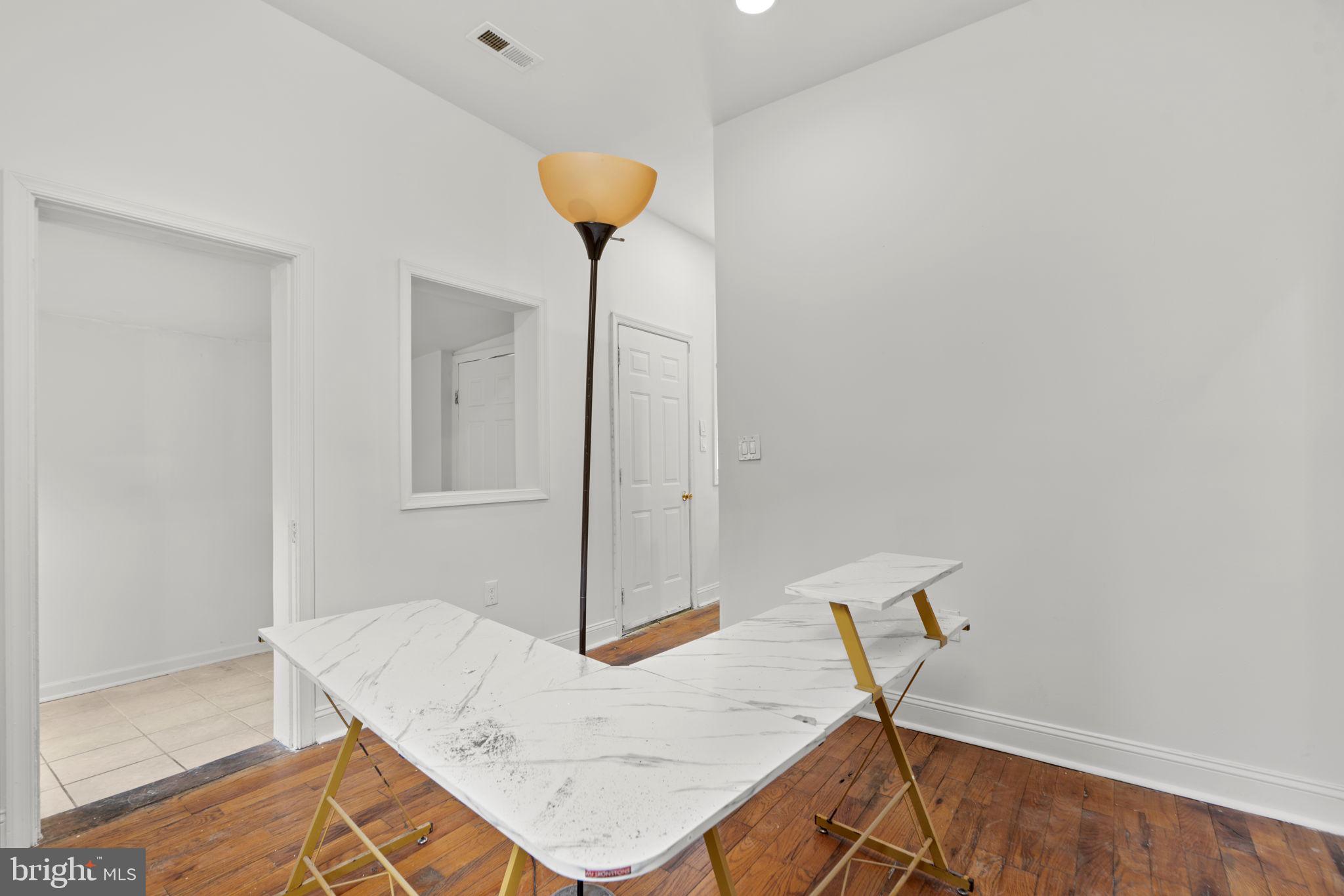 FAIRMOUNT PARK - Residential