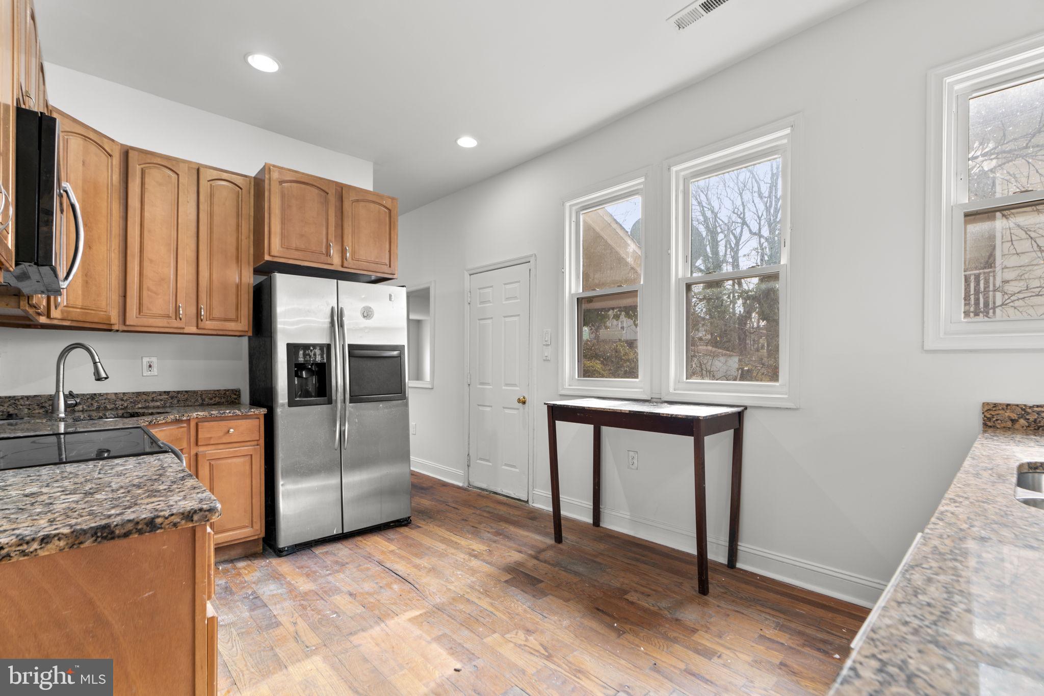 FAIRMOUNT PARK - Residential