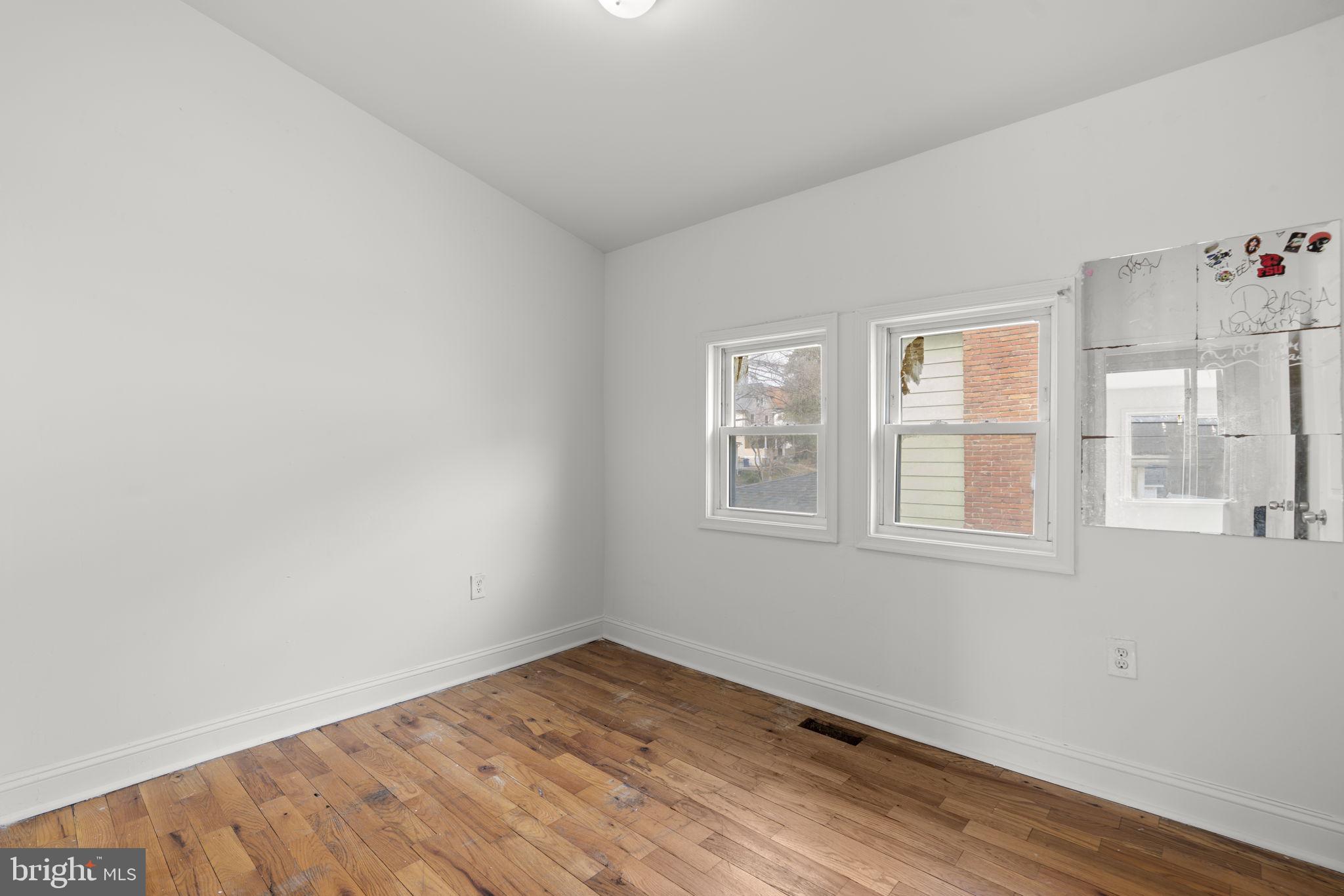 FAIRMOUNT PARK - Residential