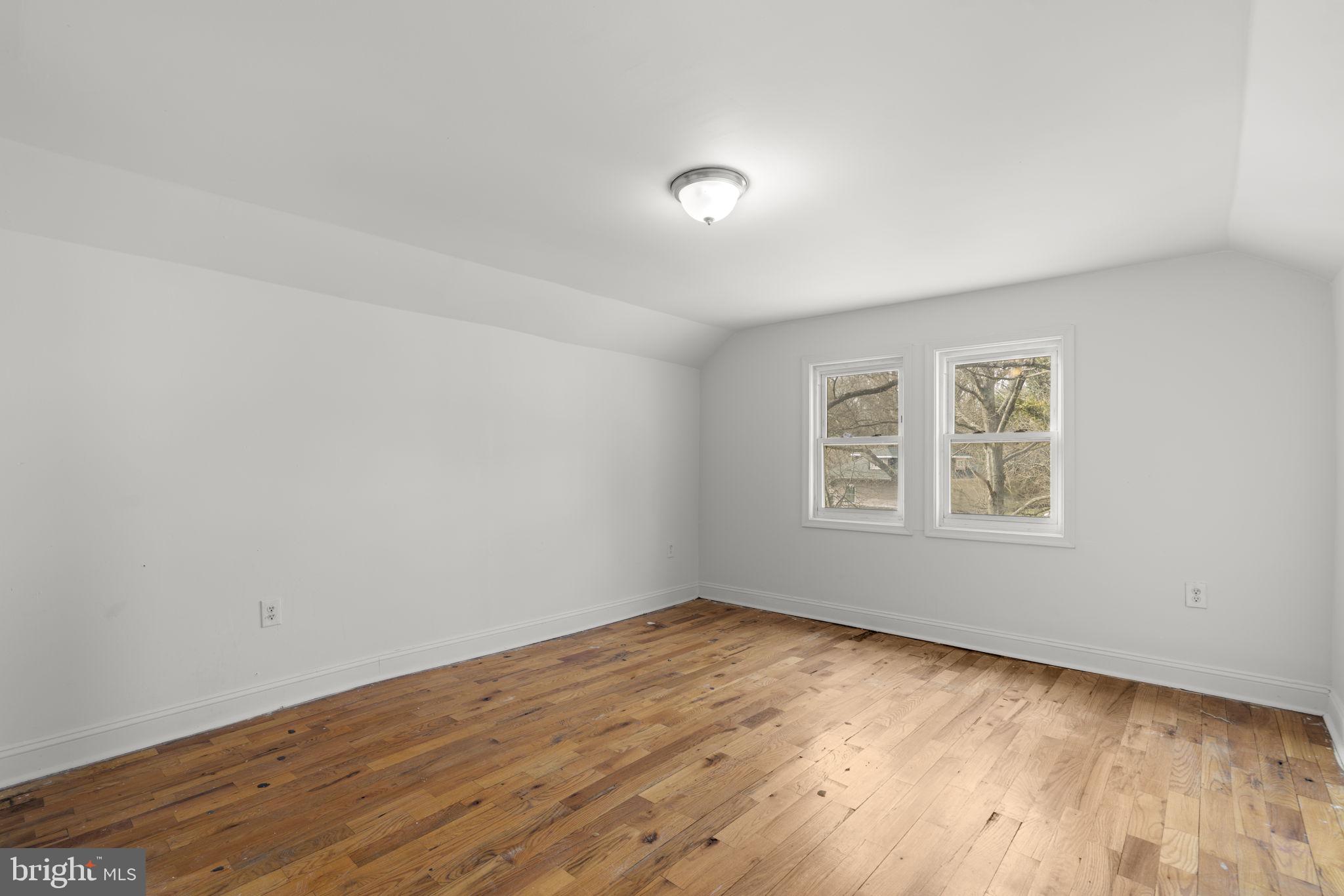 FAIRMOUNT PARK - Residential