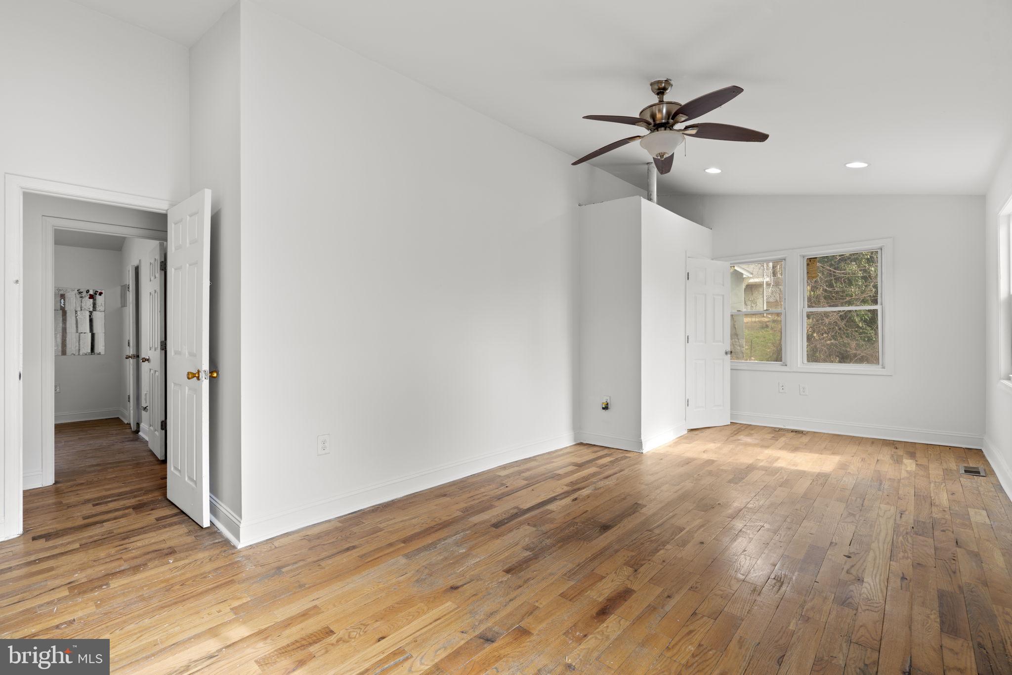 FAIRMOUNT PARK - Residential