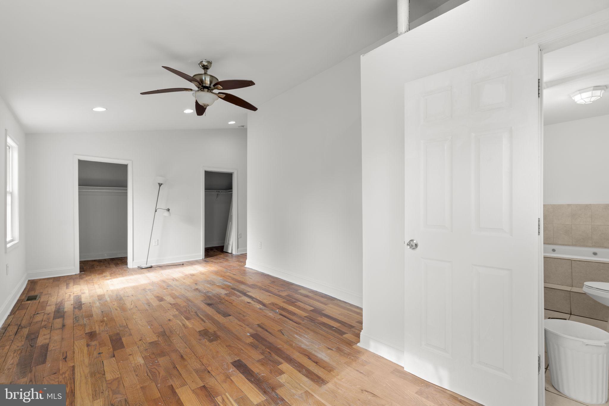 FAIRMOUNT PARK - Residential