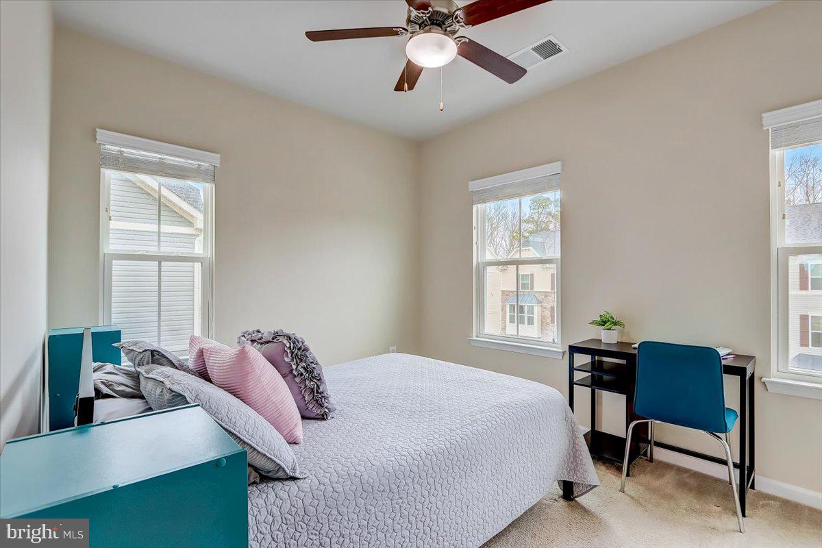 CREEKSIDE VILLAGE AT TANYARD SPRINGS - Residential