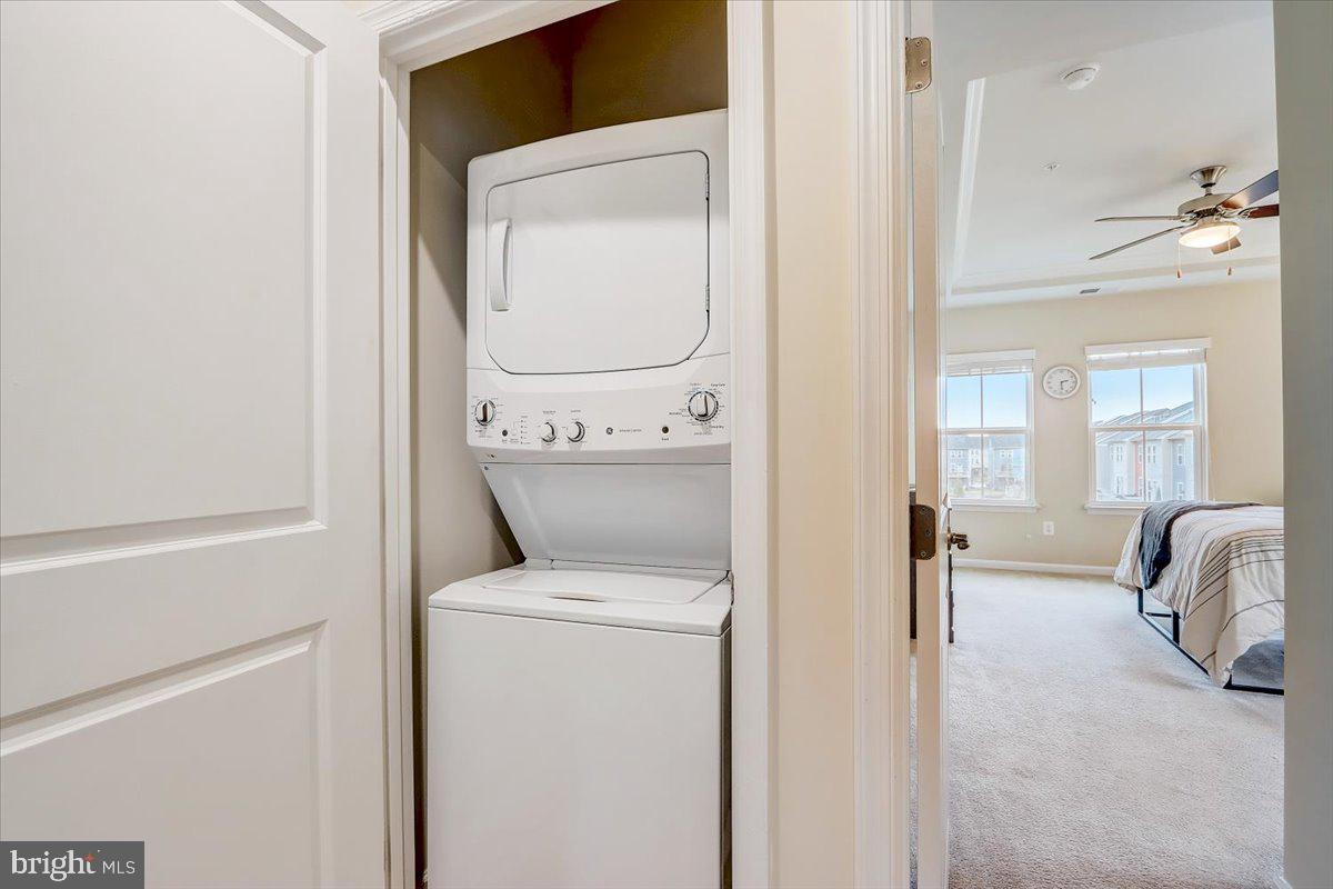 CREEKSIDE VILLAGE AT TANYARD SPRINGS - Residential