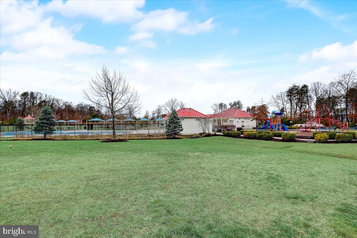 CREEKSIDE VILLAGE AT TANYARD SPRINGS - Residential