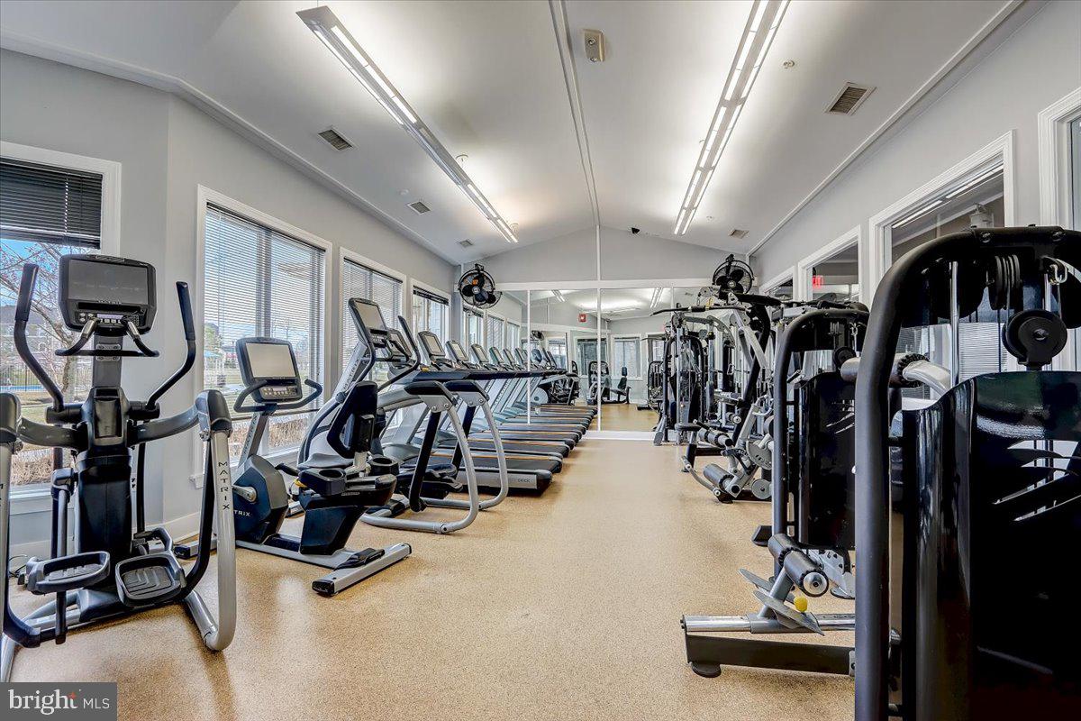 CREEKSIDE VILLAGE AT TANYARD SPRINGS - Residential