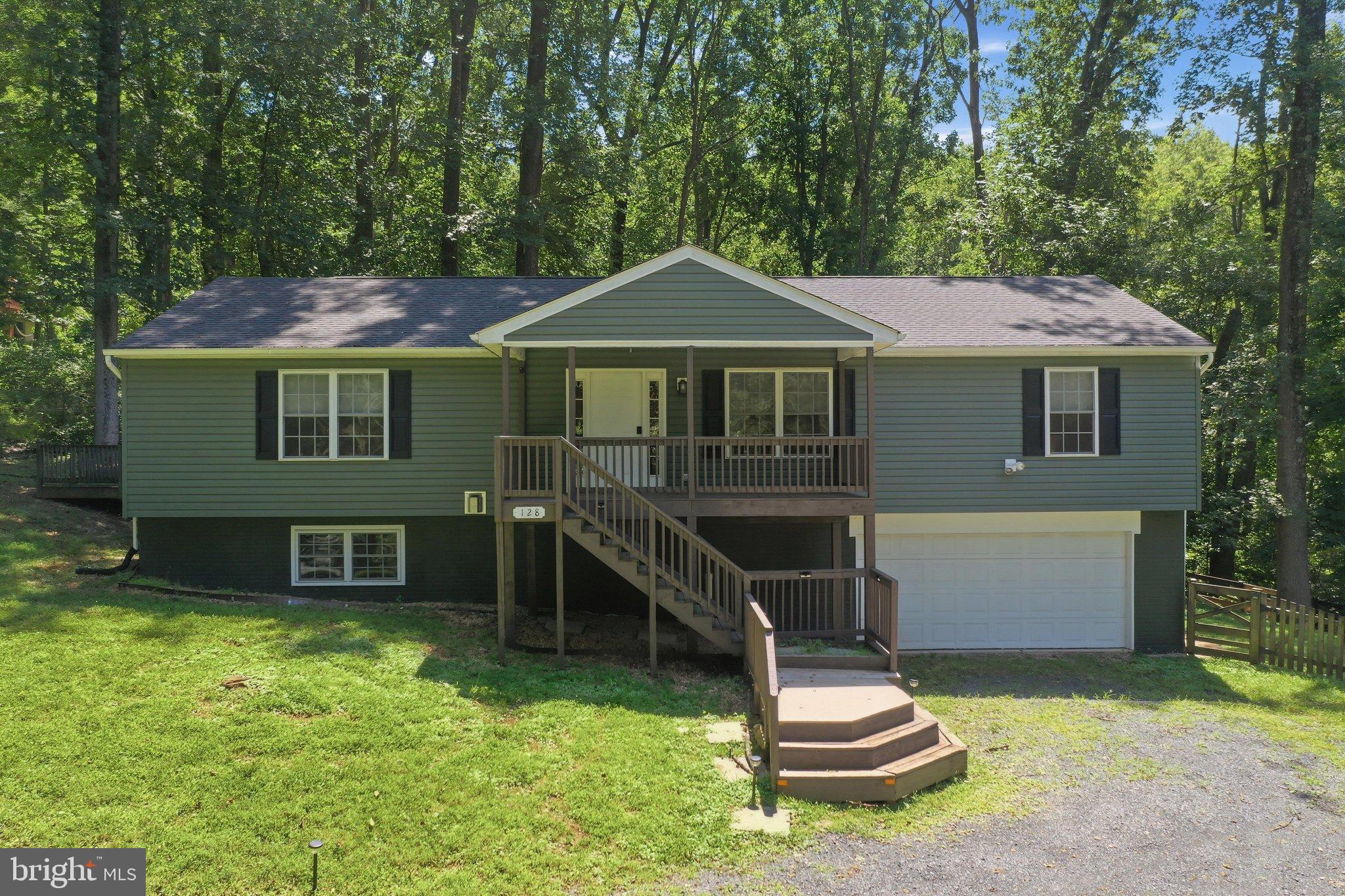 128 ORCHARD LAGOON DRIVE