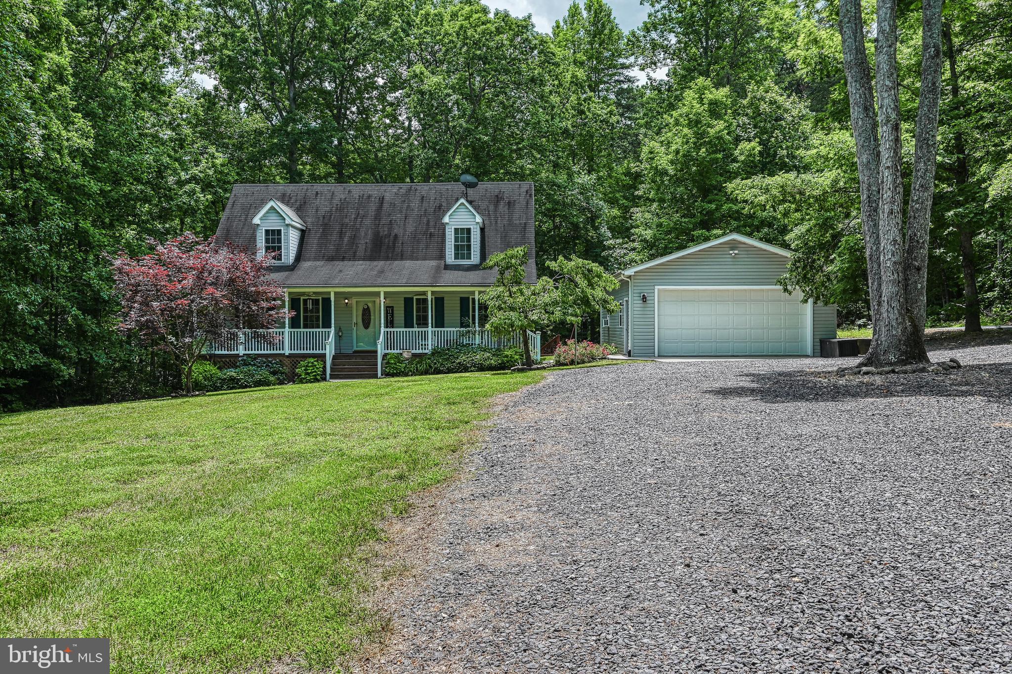 TALL PINES - Residential