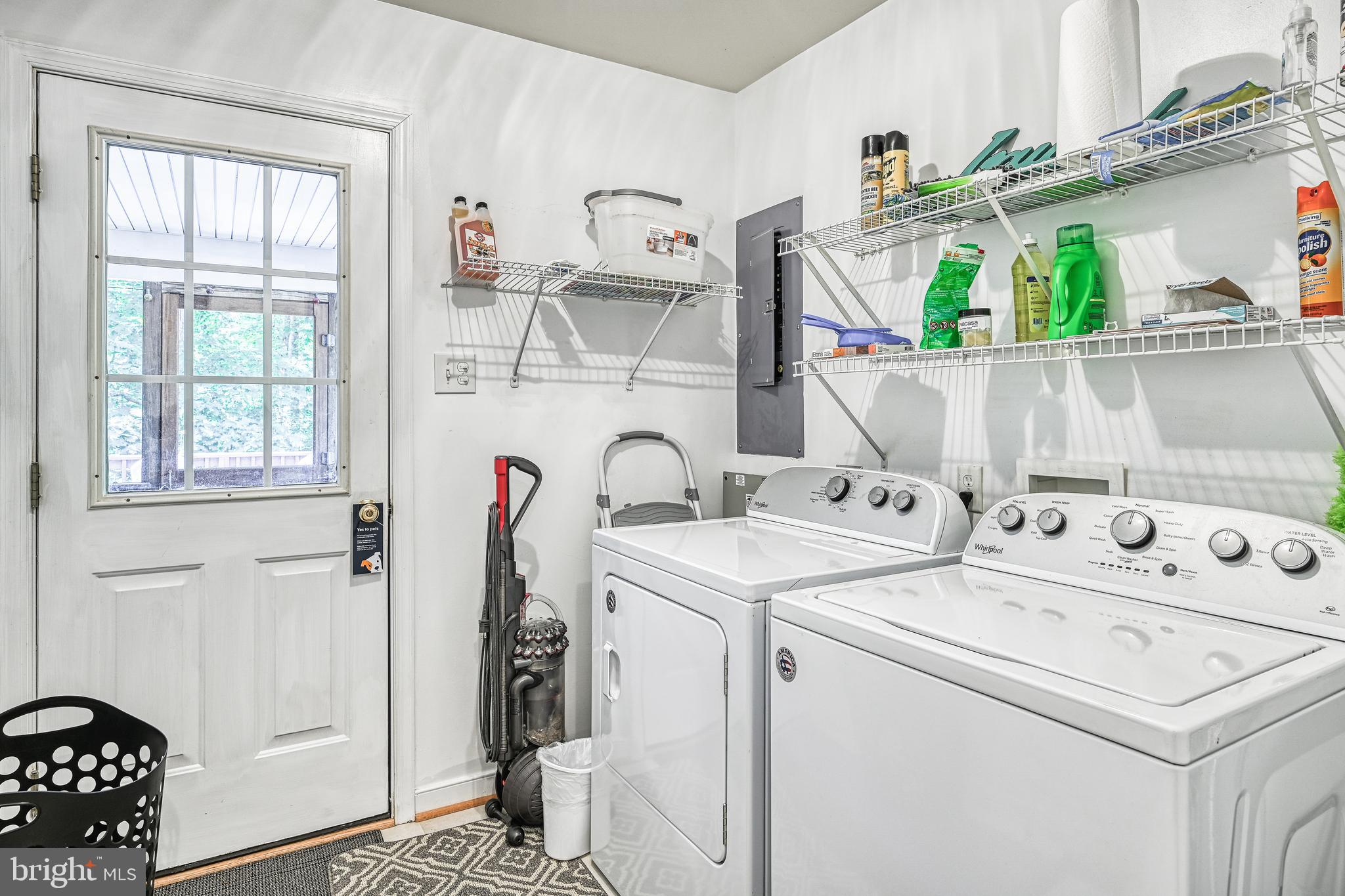 TALL PINES - Residential