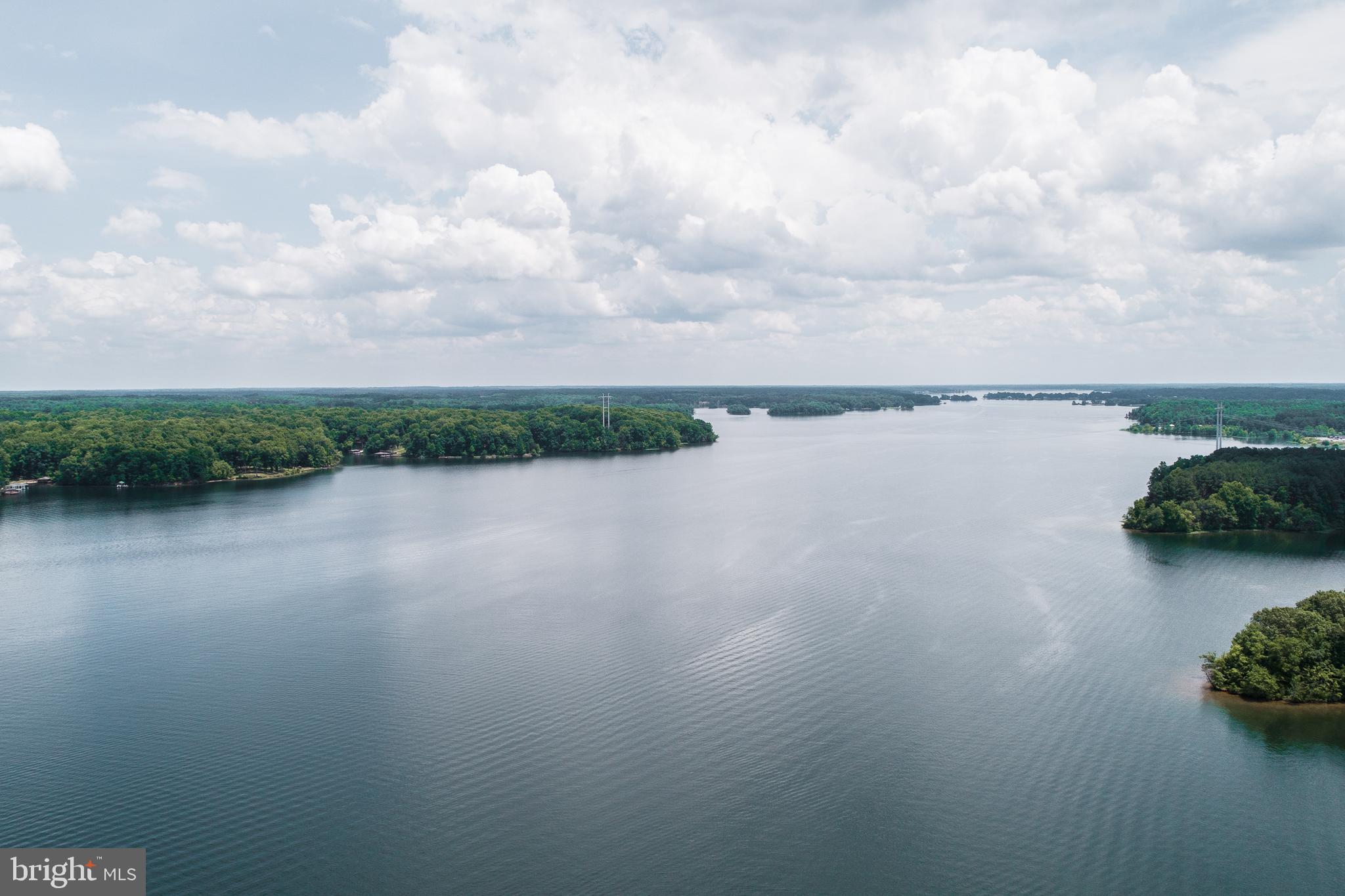 TALL PINES - Residential