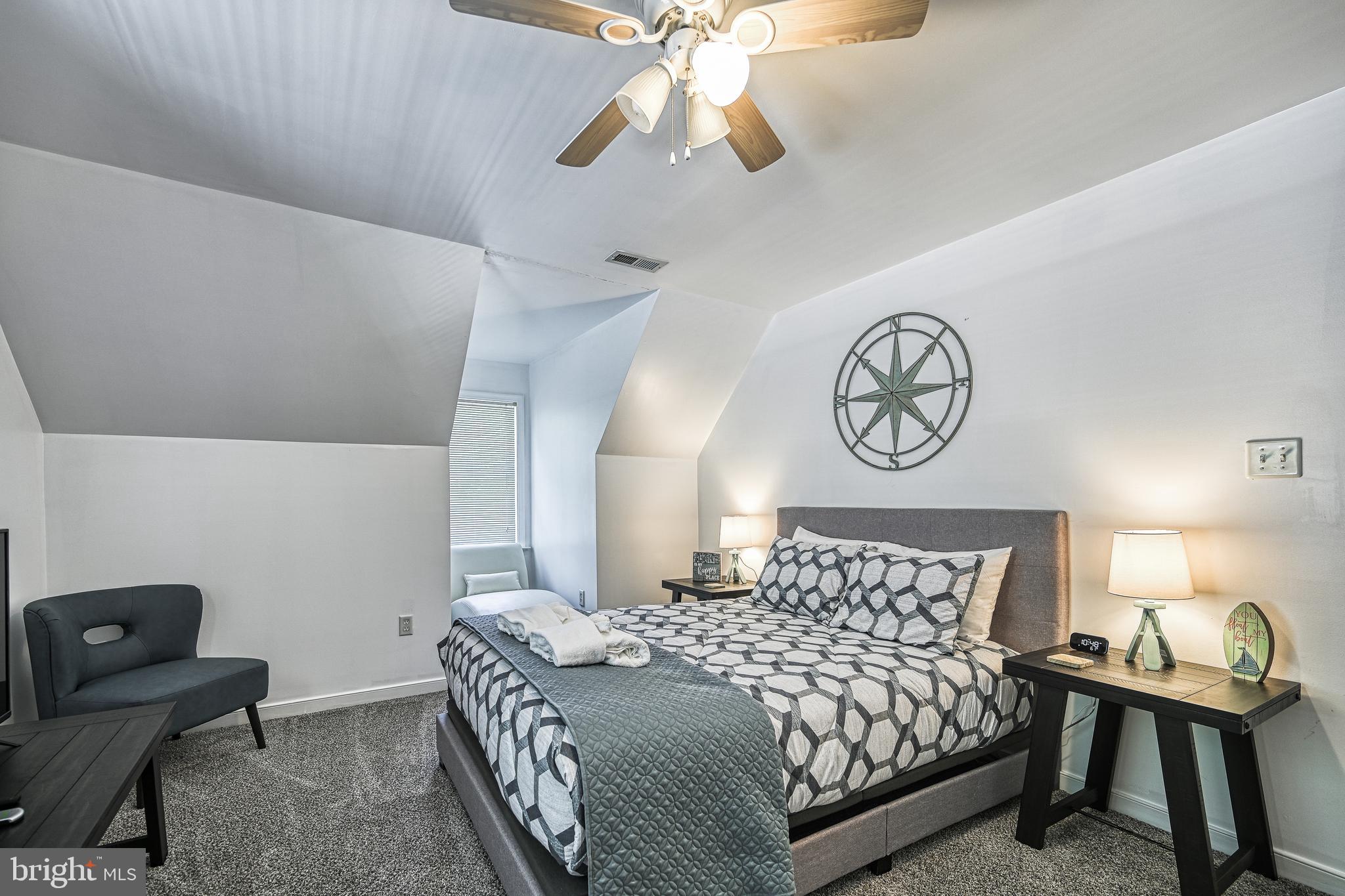 TALL PINES - Residential