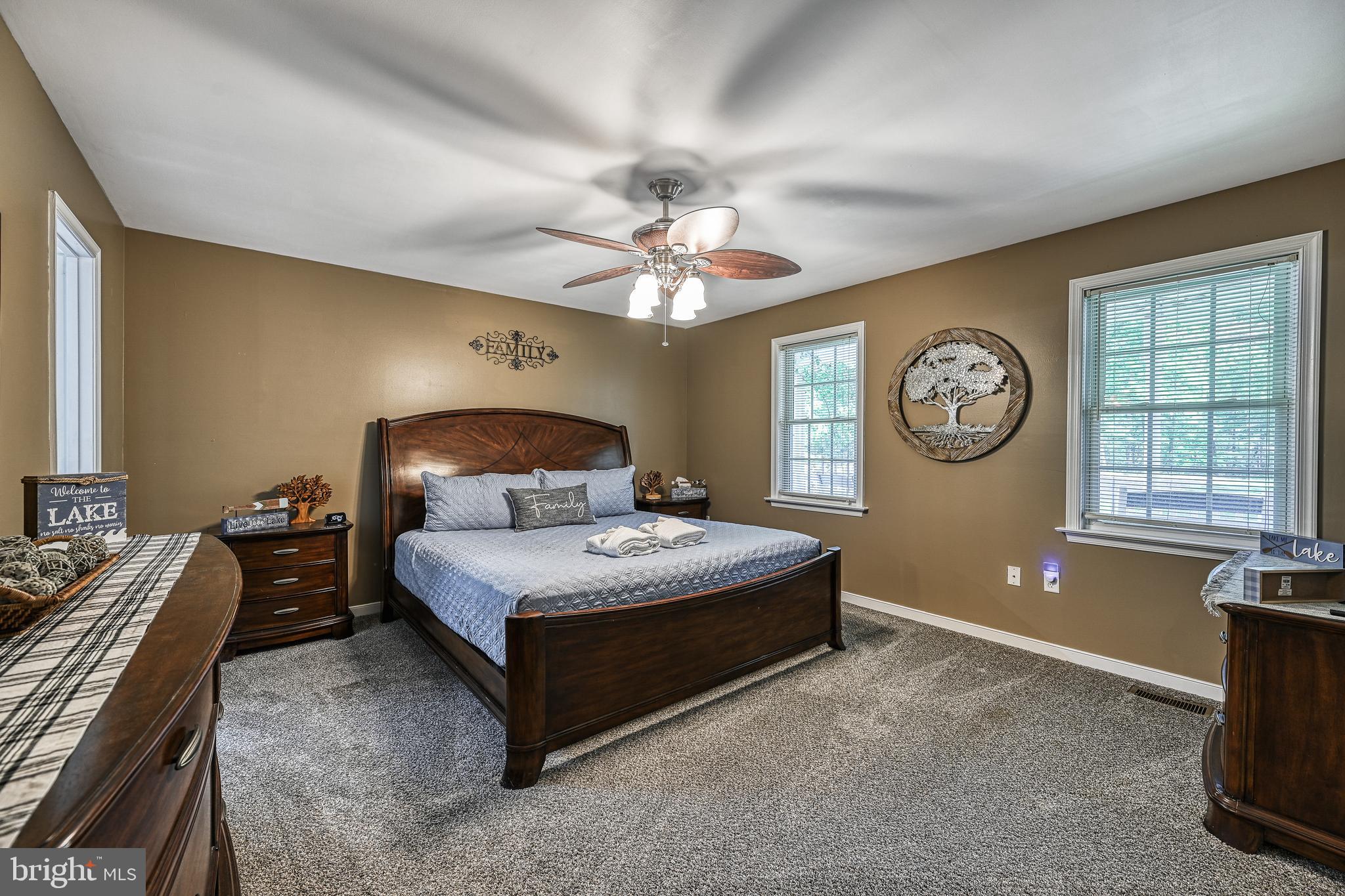 TALL PINES - Residential