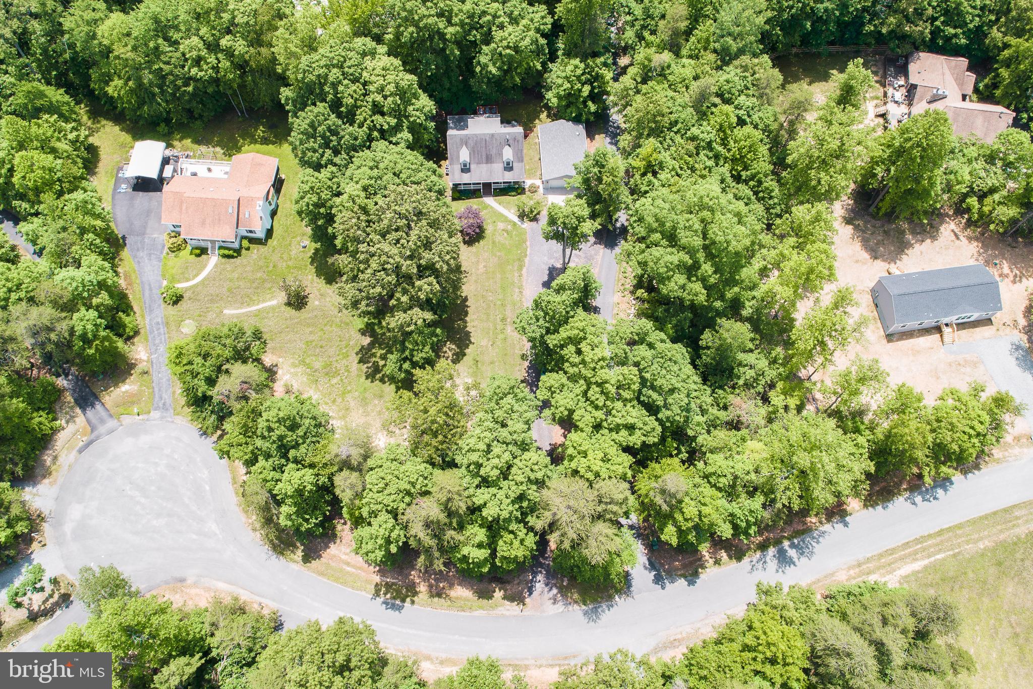 TALL PINES - Residential