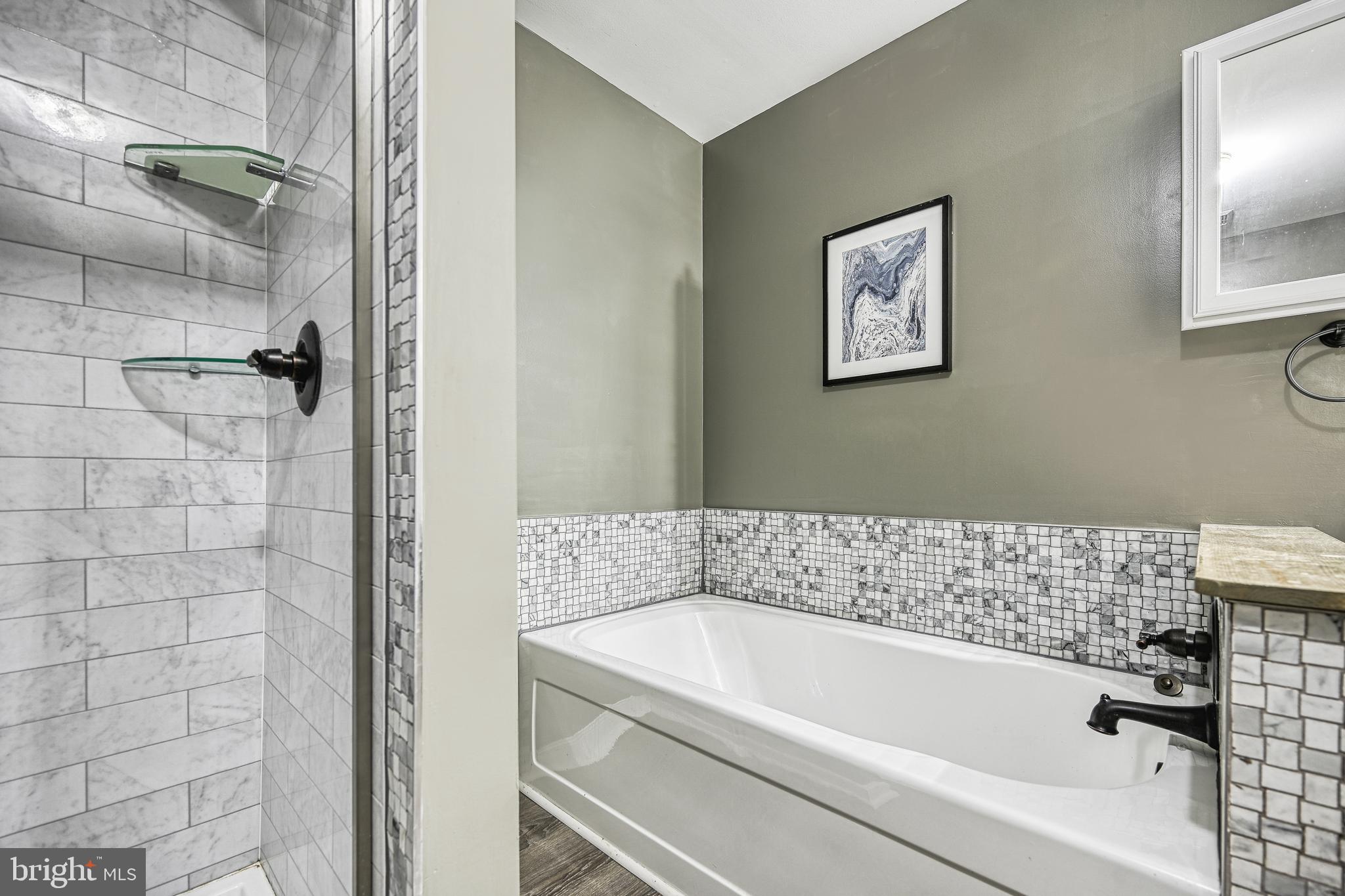 TALL PINES - Residential