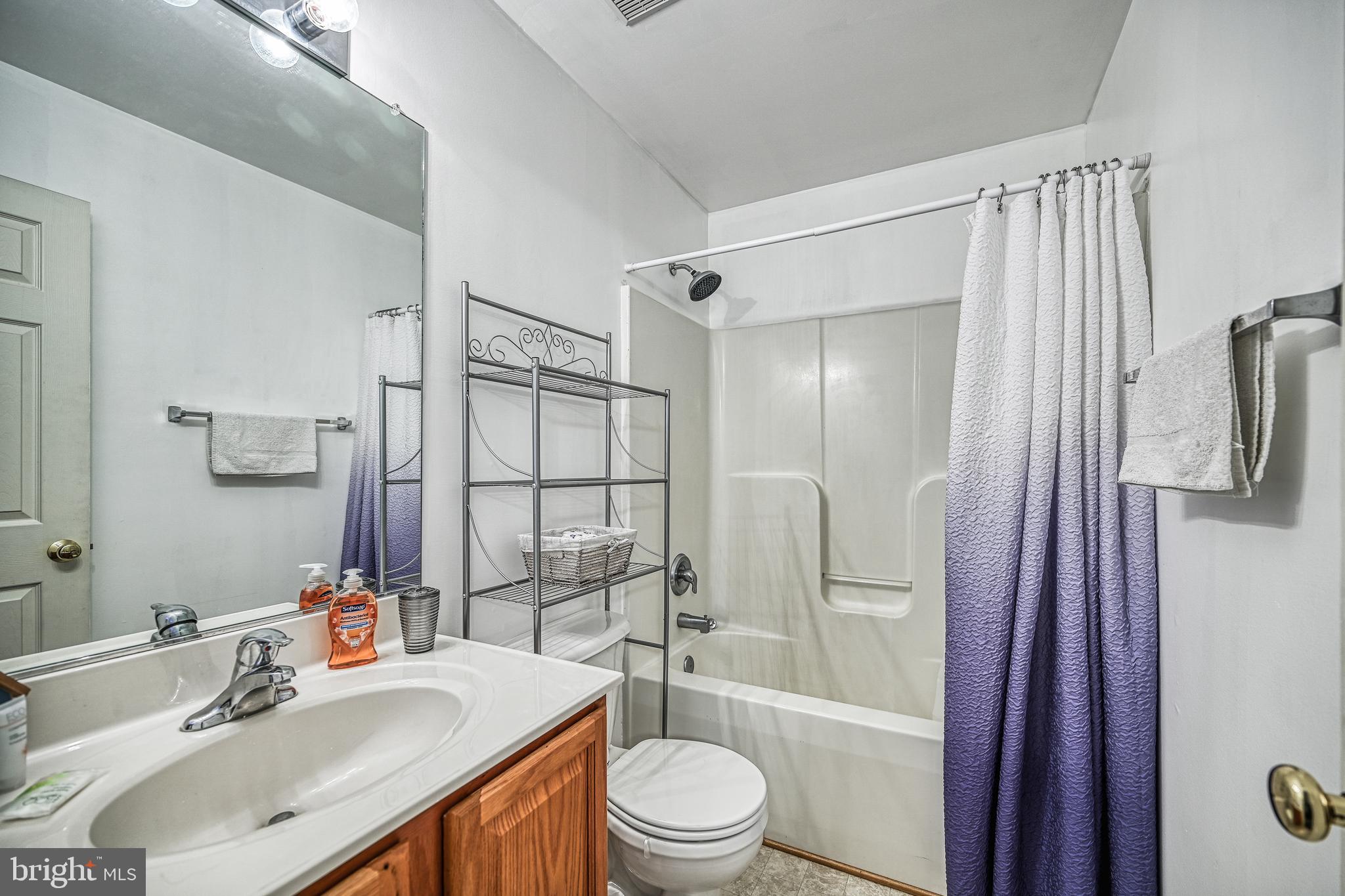 TALL PINES - Residential