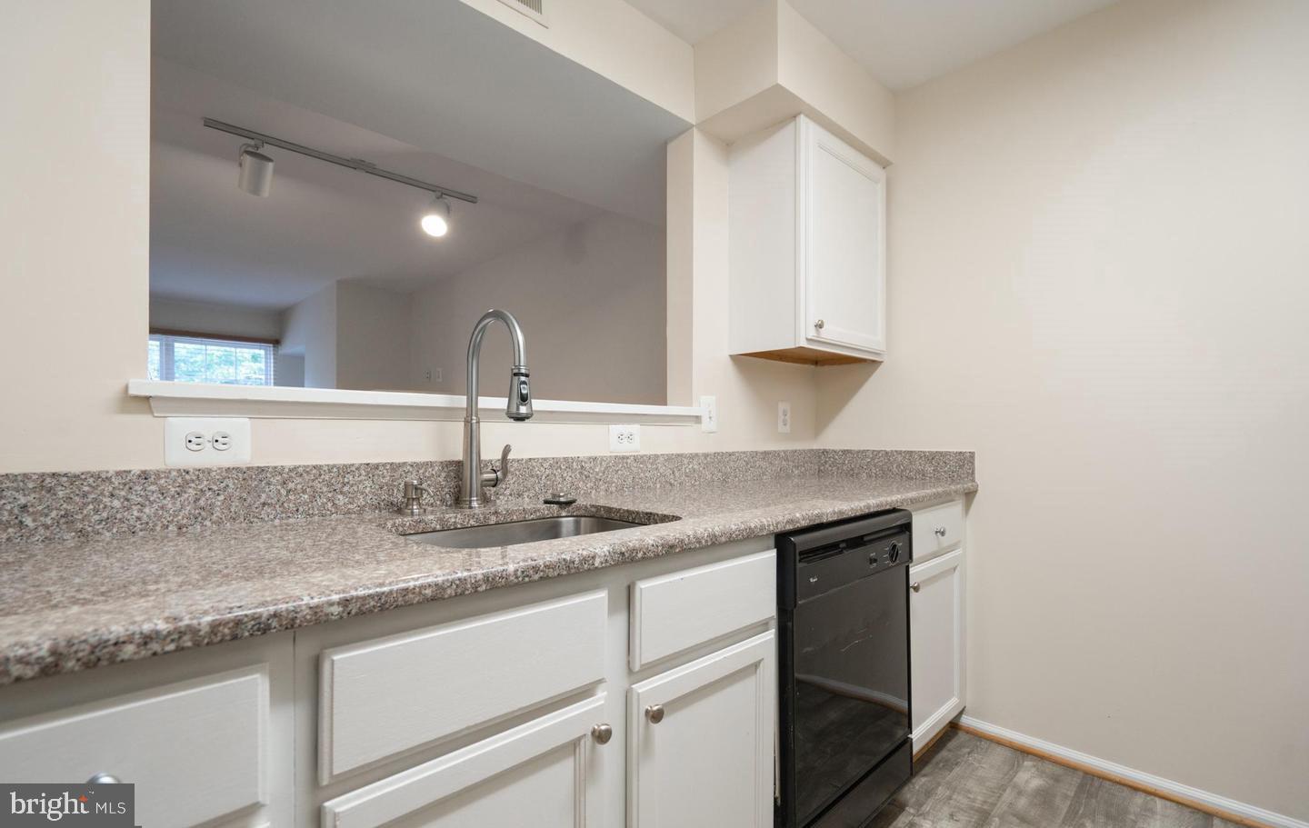 NORMANDY PLACE - Residential