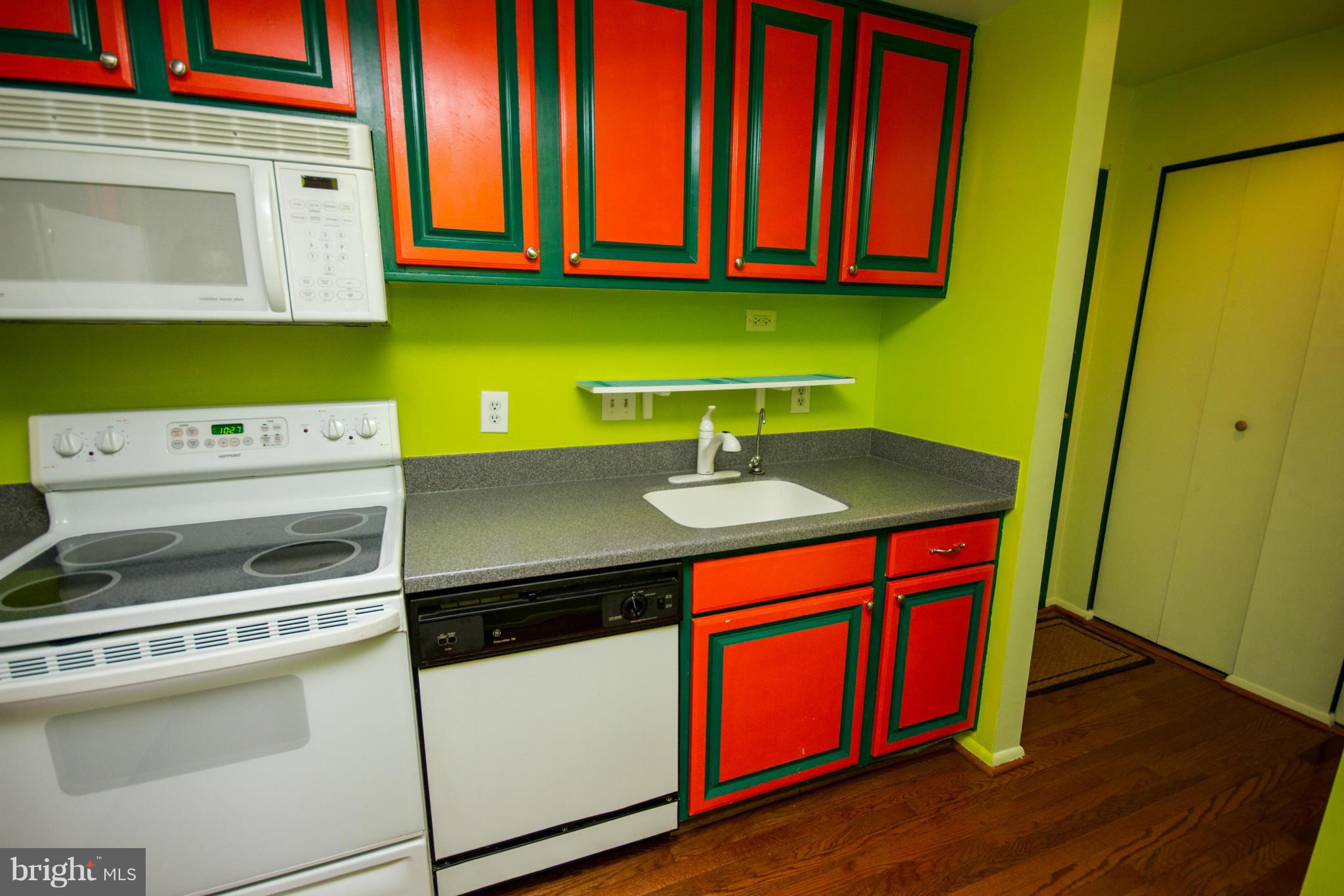 SENTINEL OF LANDMARK - Residential