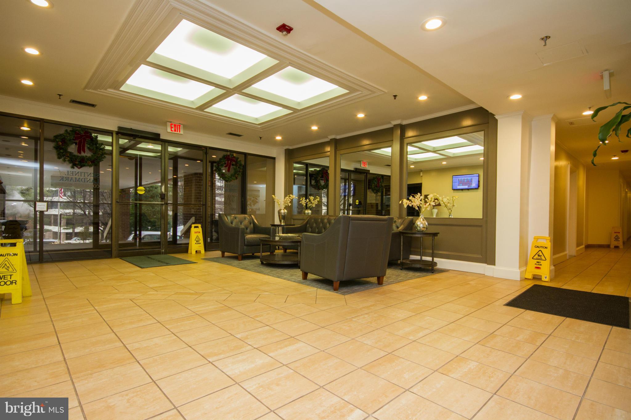 SENTINEL OF LANDMARK - Residential