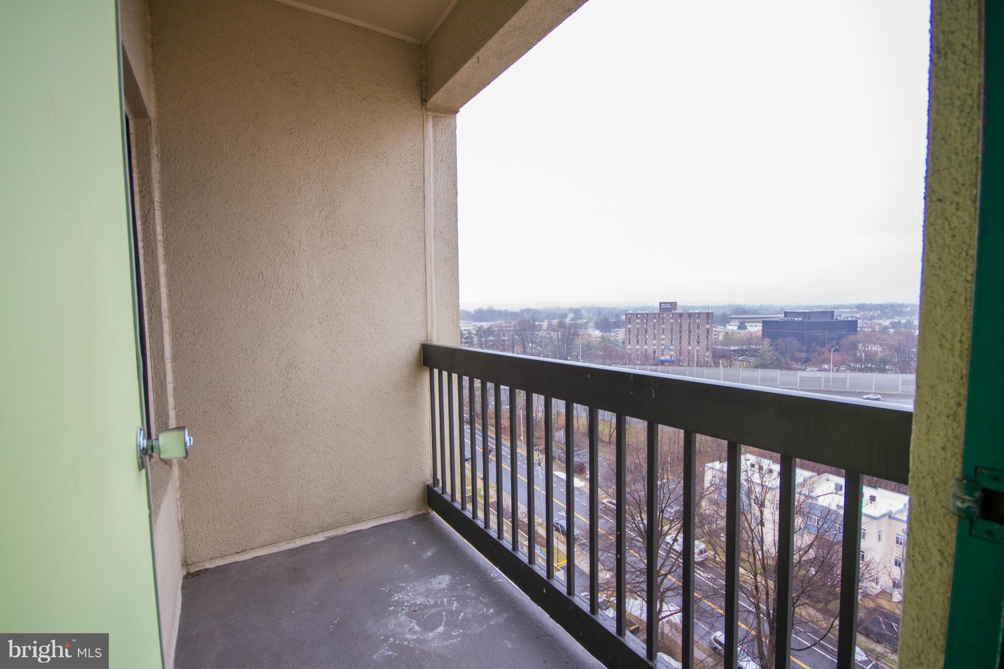 SENTINEL OF LANDMARK - Residential