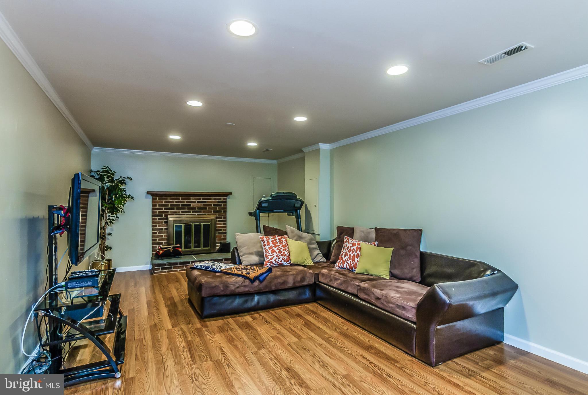 BRIGHTON HIGHLANDS - Residential