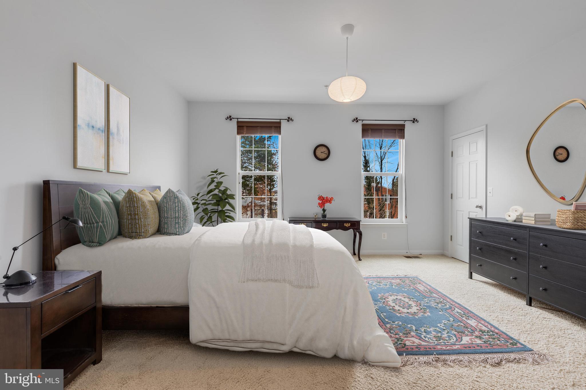 LEE SQUARE - Residential