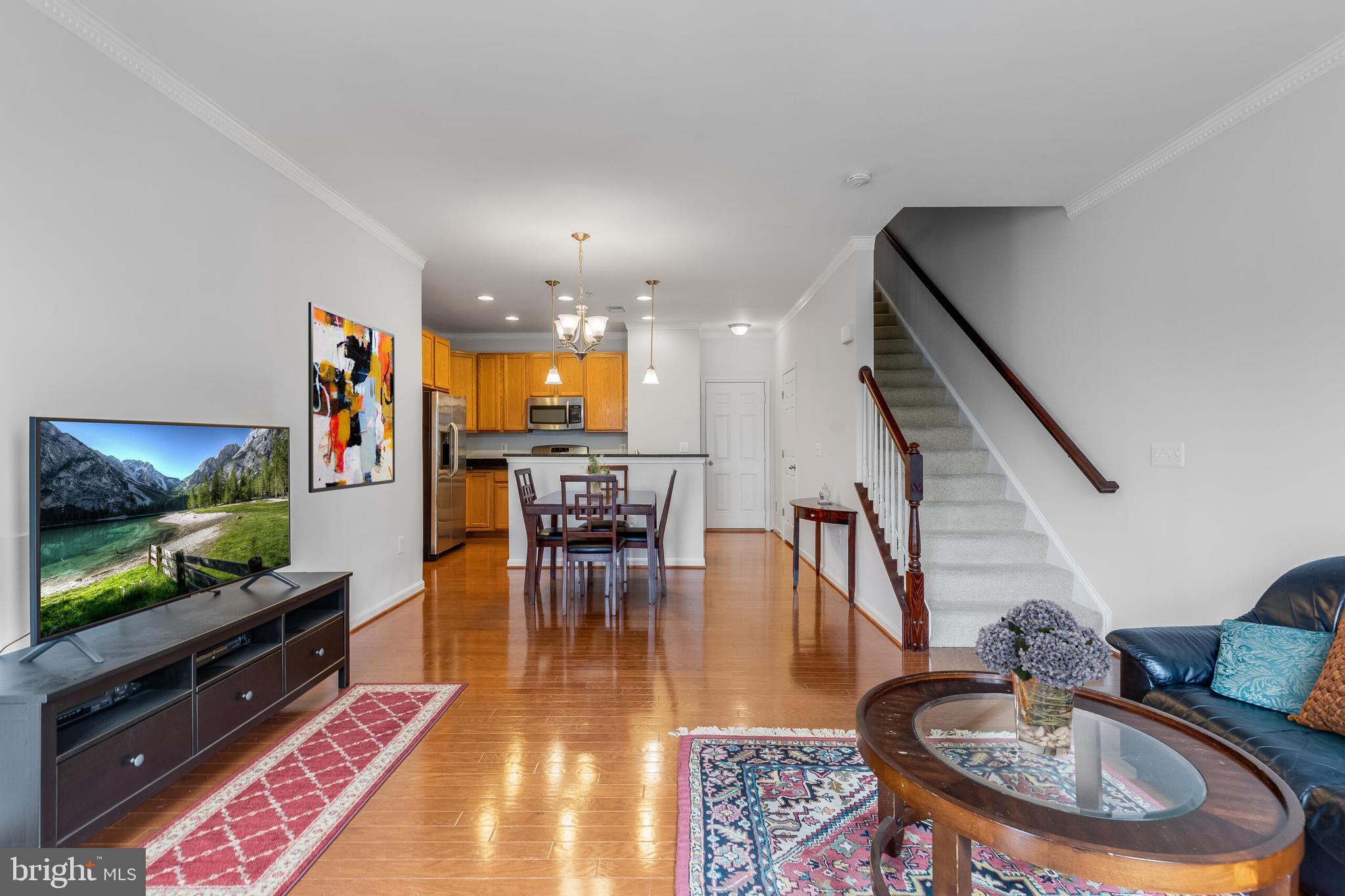 LEE SQUARE - Residential