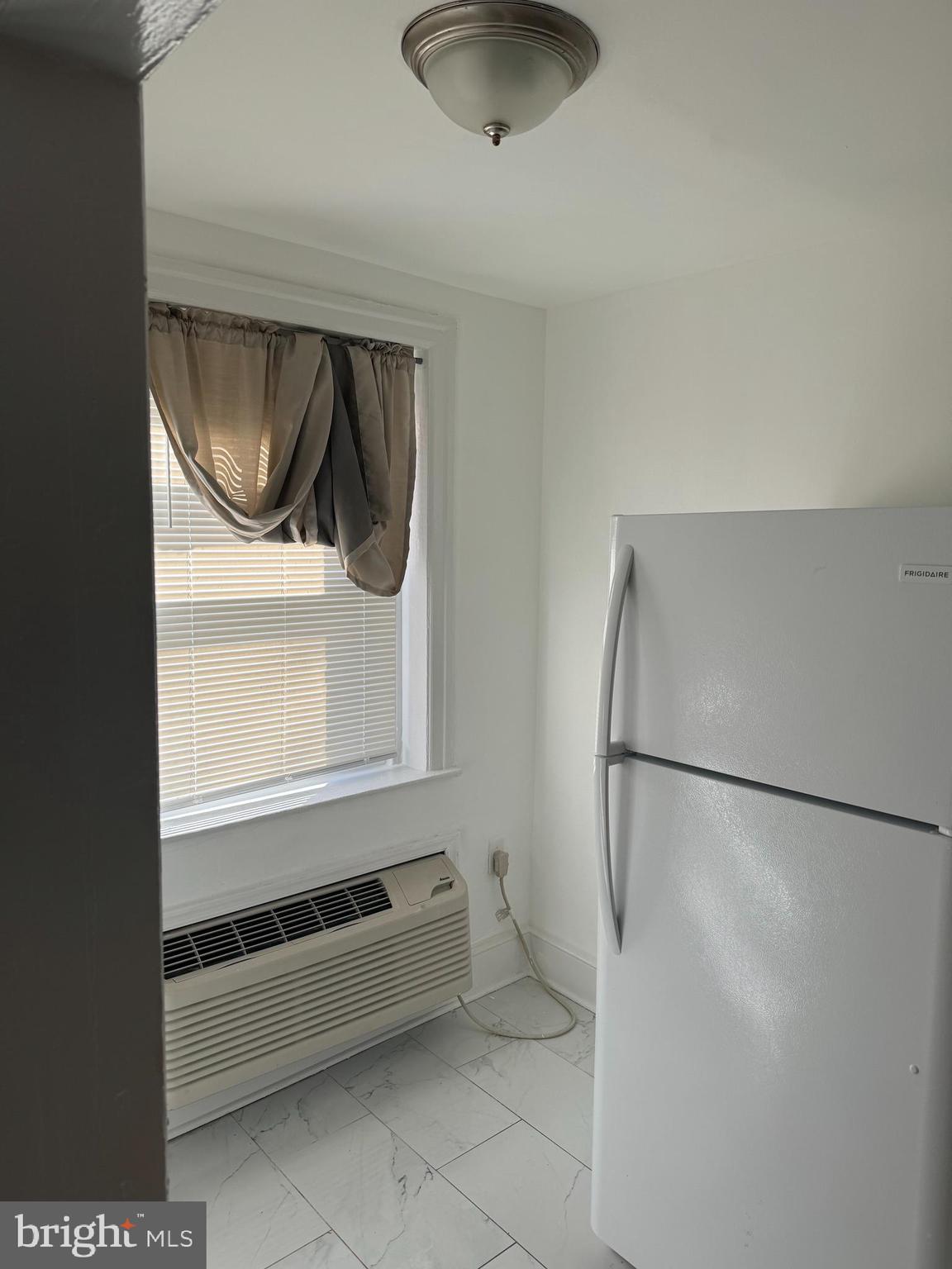 COBBS CREEK - Commercial Sale