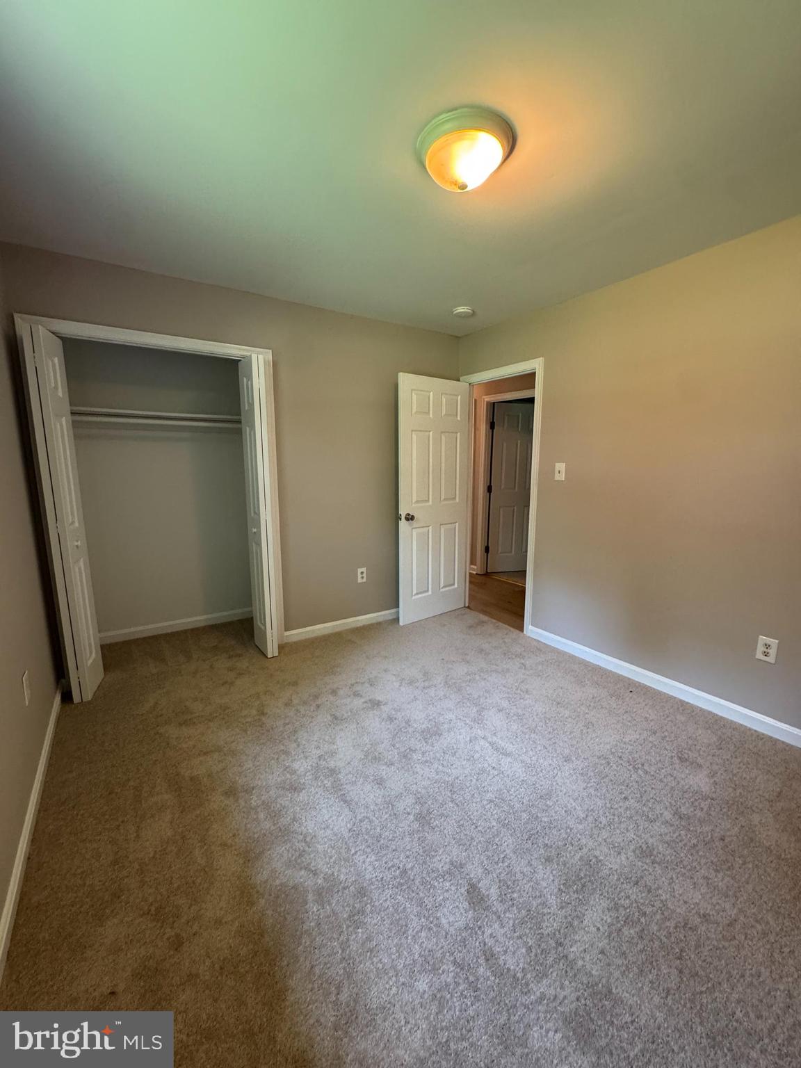 GOLDEN BEACH - Residential Lease