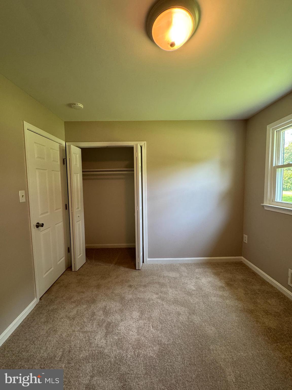 GOLDEN BEACH - Residential Lease