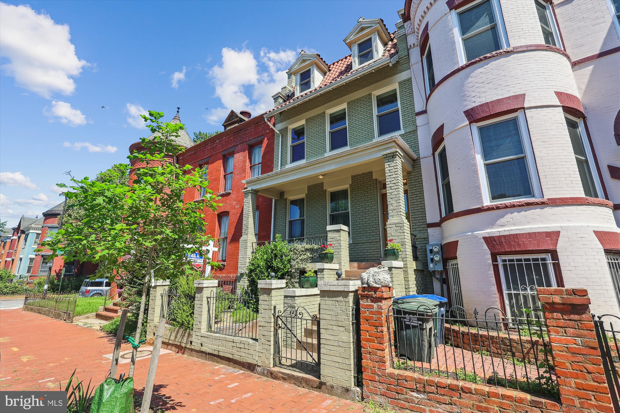 1002 C STREET NE