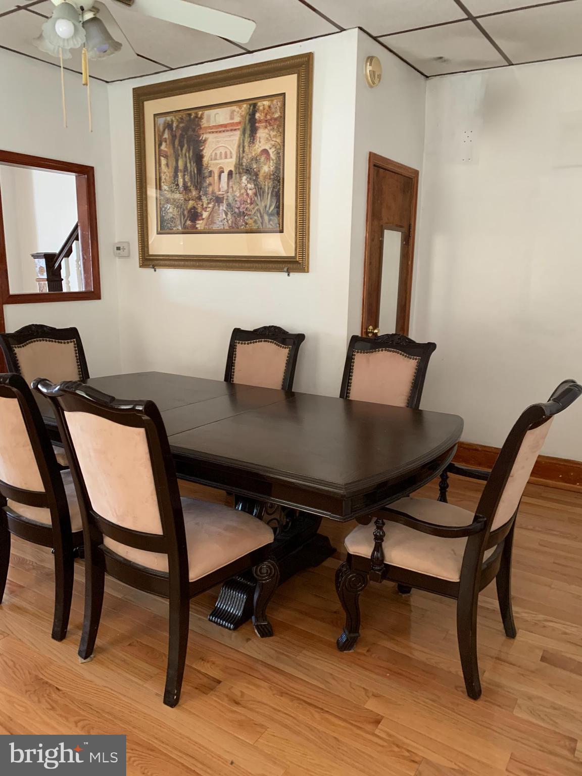 ELMWOOD PARK - Residential