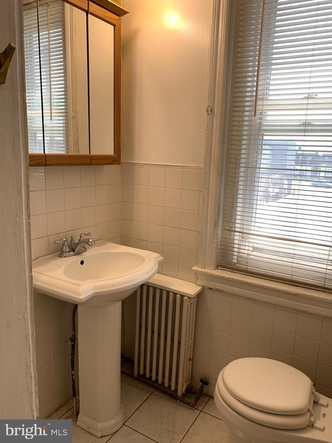 ELMWOOD PARK - Residential