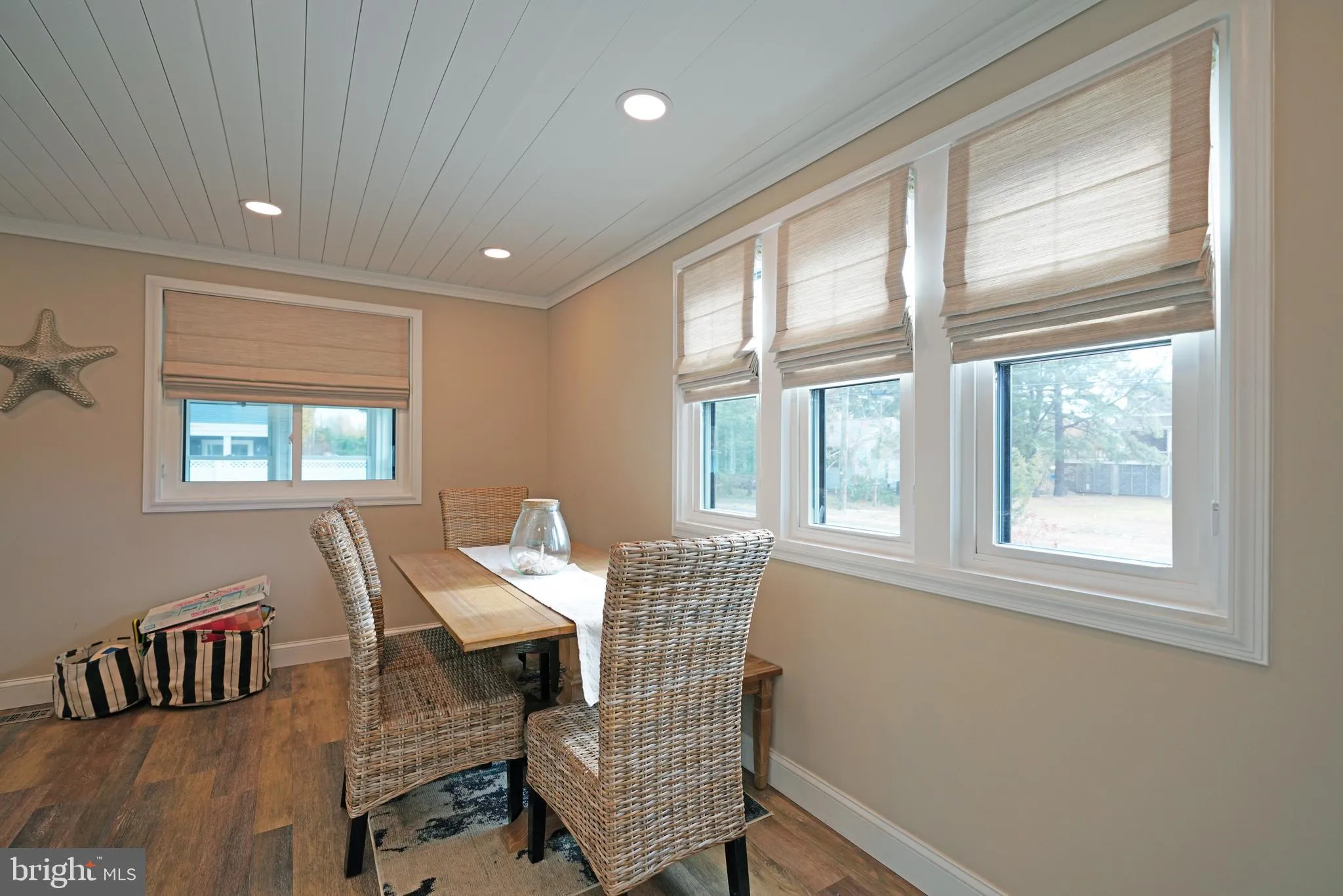 Lewes, Delaware 19958, United States, 5 Bedrooms Bedrooms, ,4 BathroomsBathrooms,Residential,Pending,4948