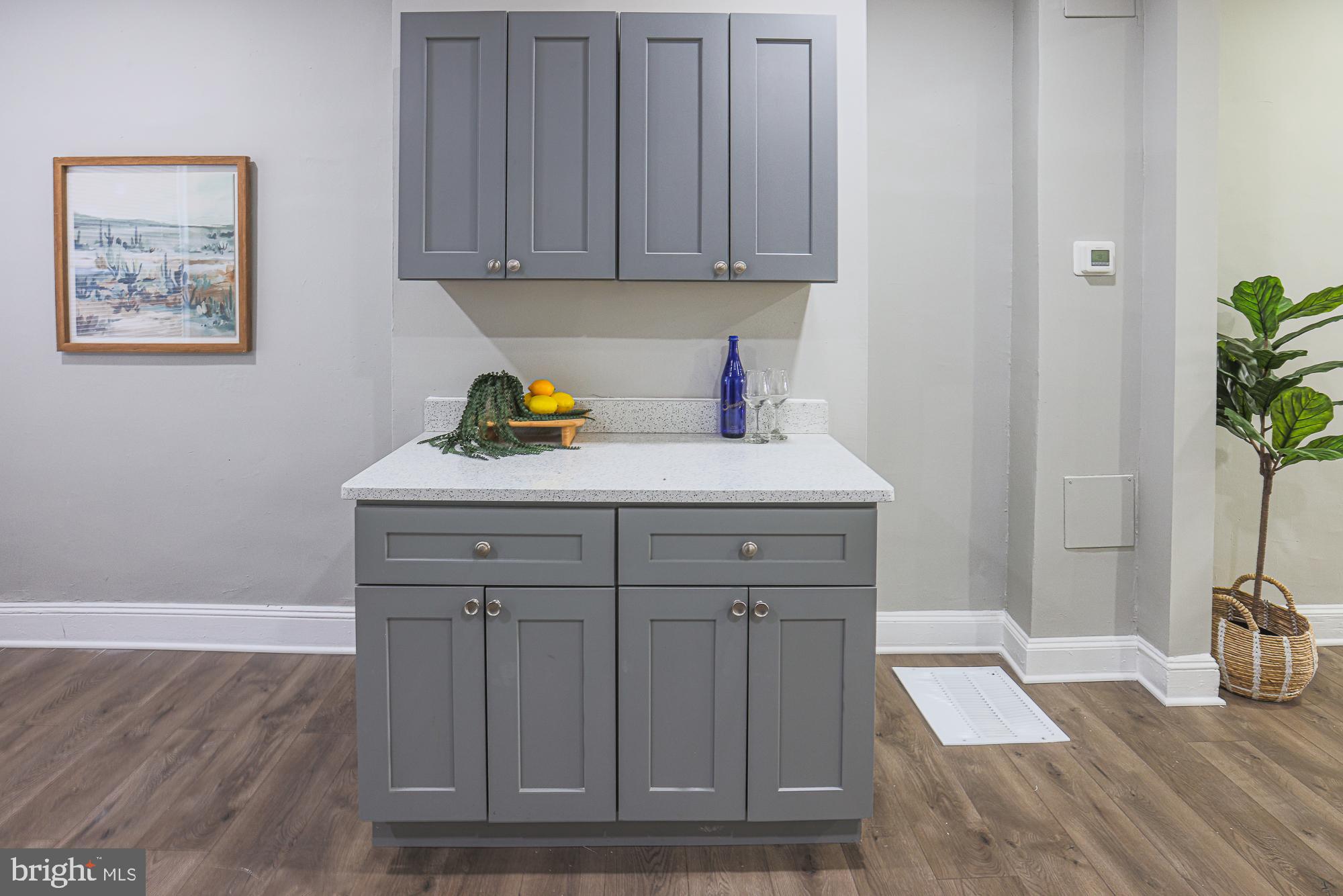 MONTEBELLO - Residential