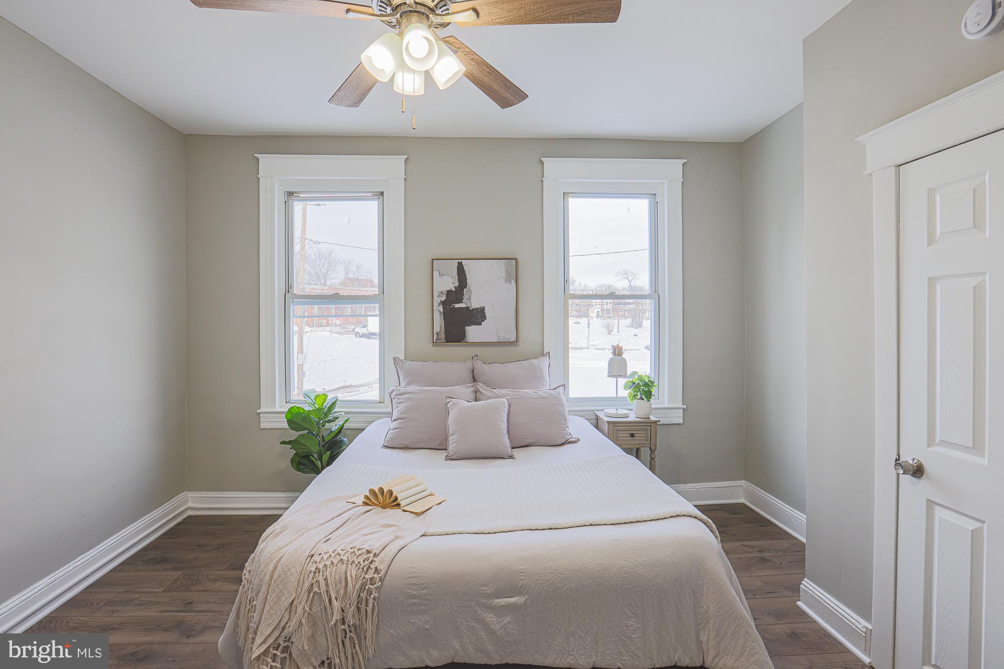 MONTEBELLO - Residential