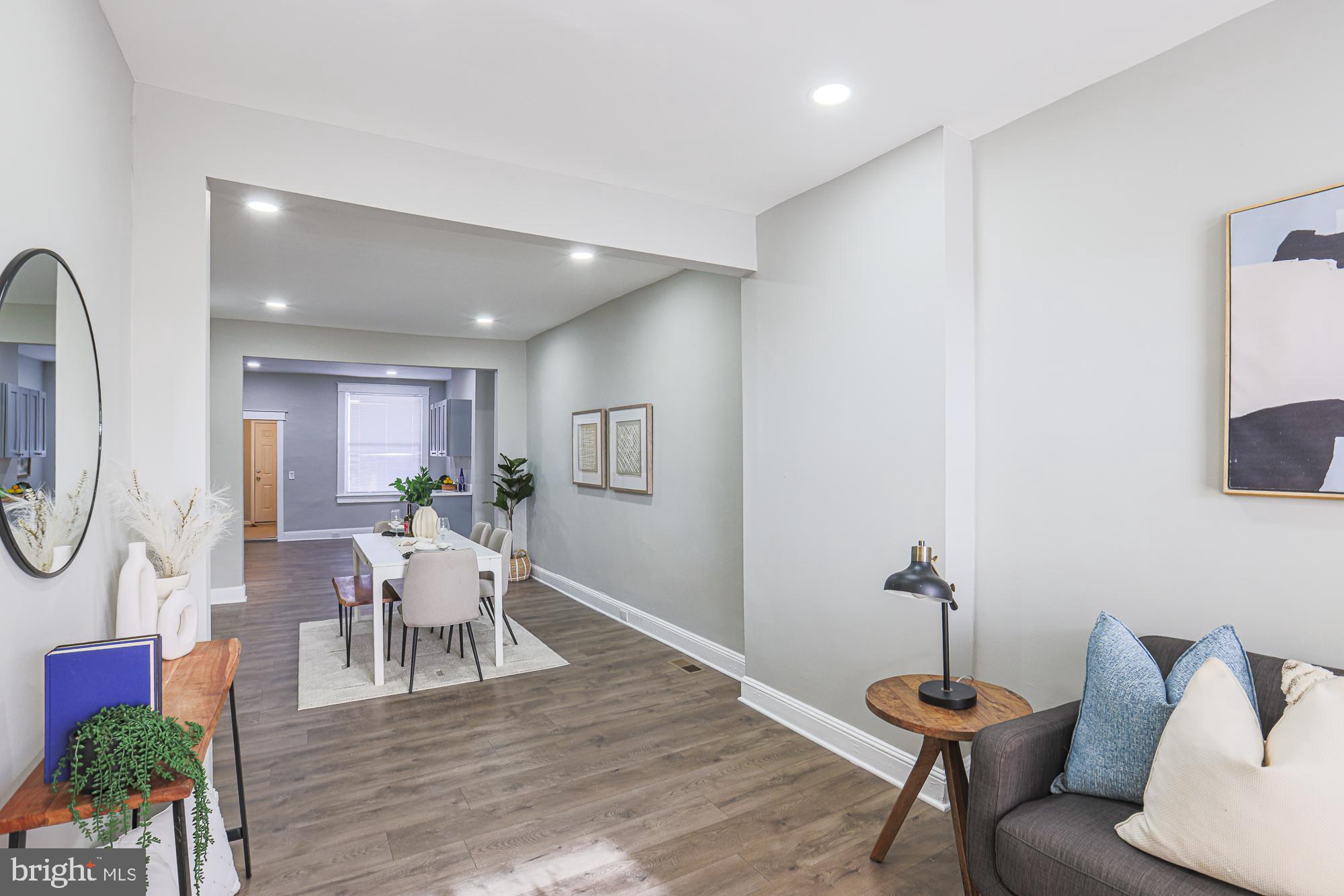 MONTEBELLO - Residential