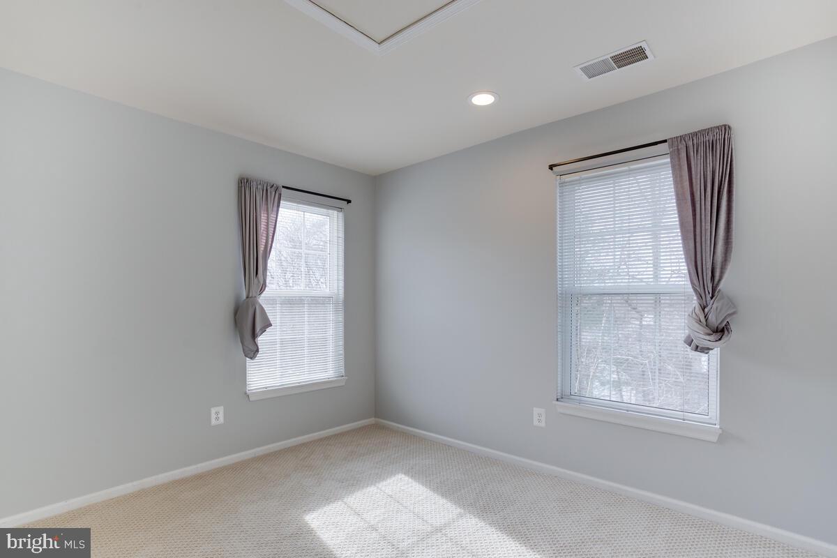 COLUMBIA TOWN CENTER - Residential