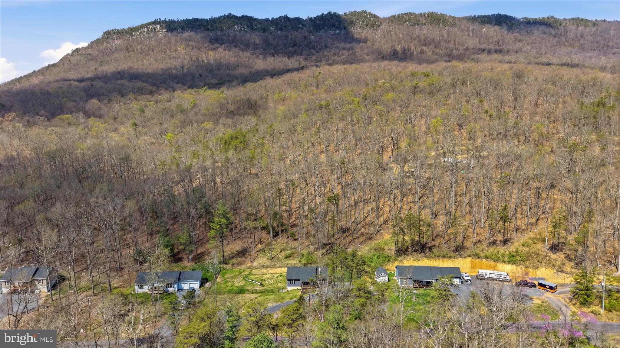 MOUNTAIN RUN - Residential