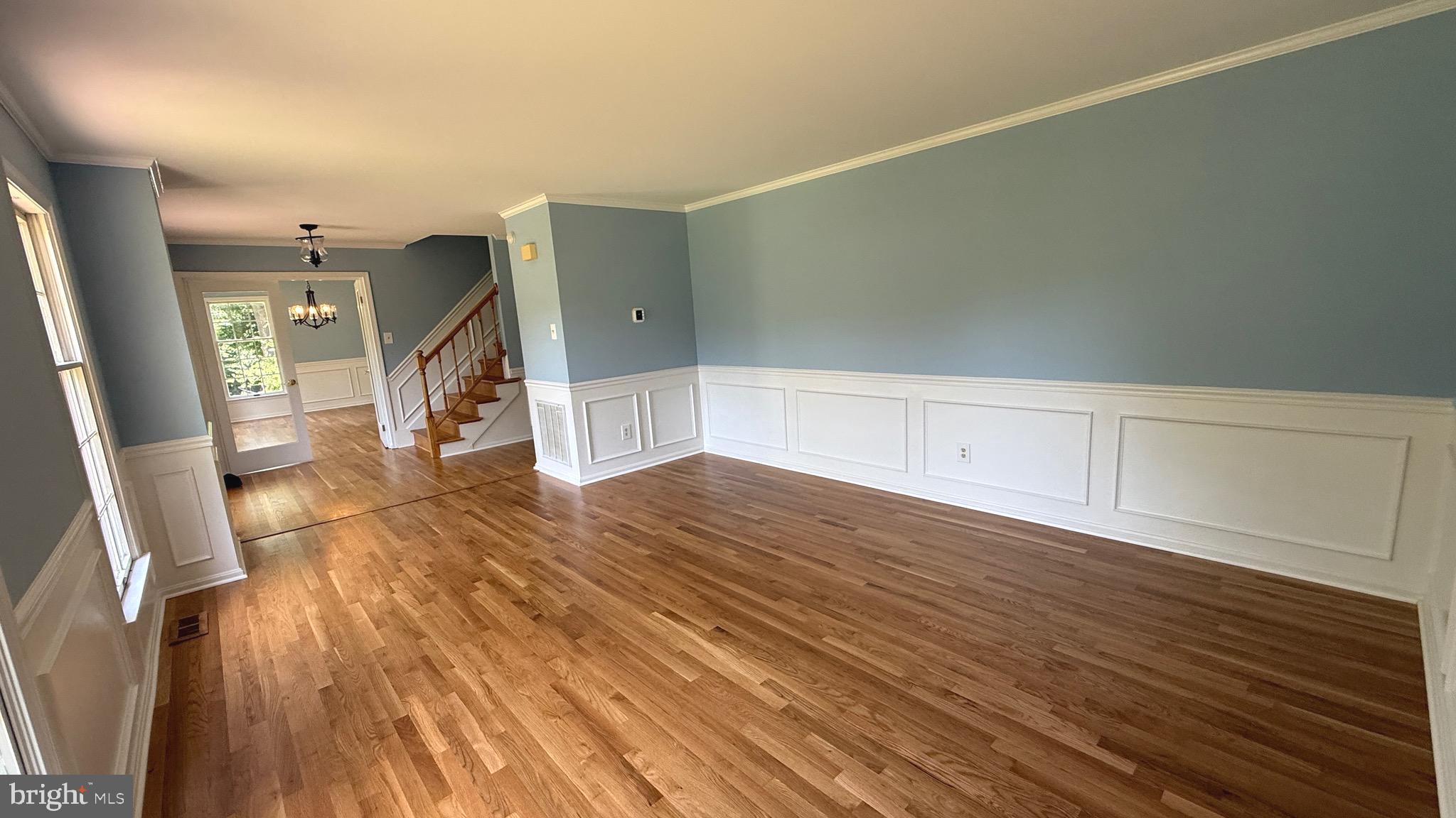 5750 PENDLETON LANE