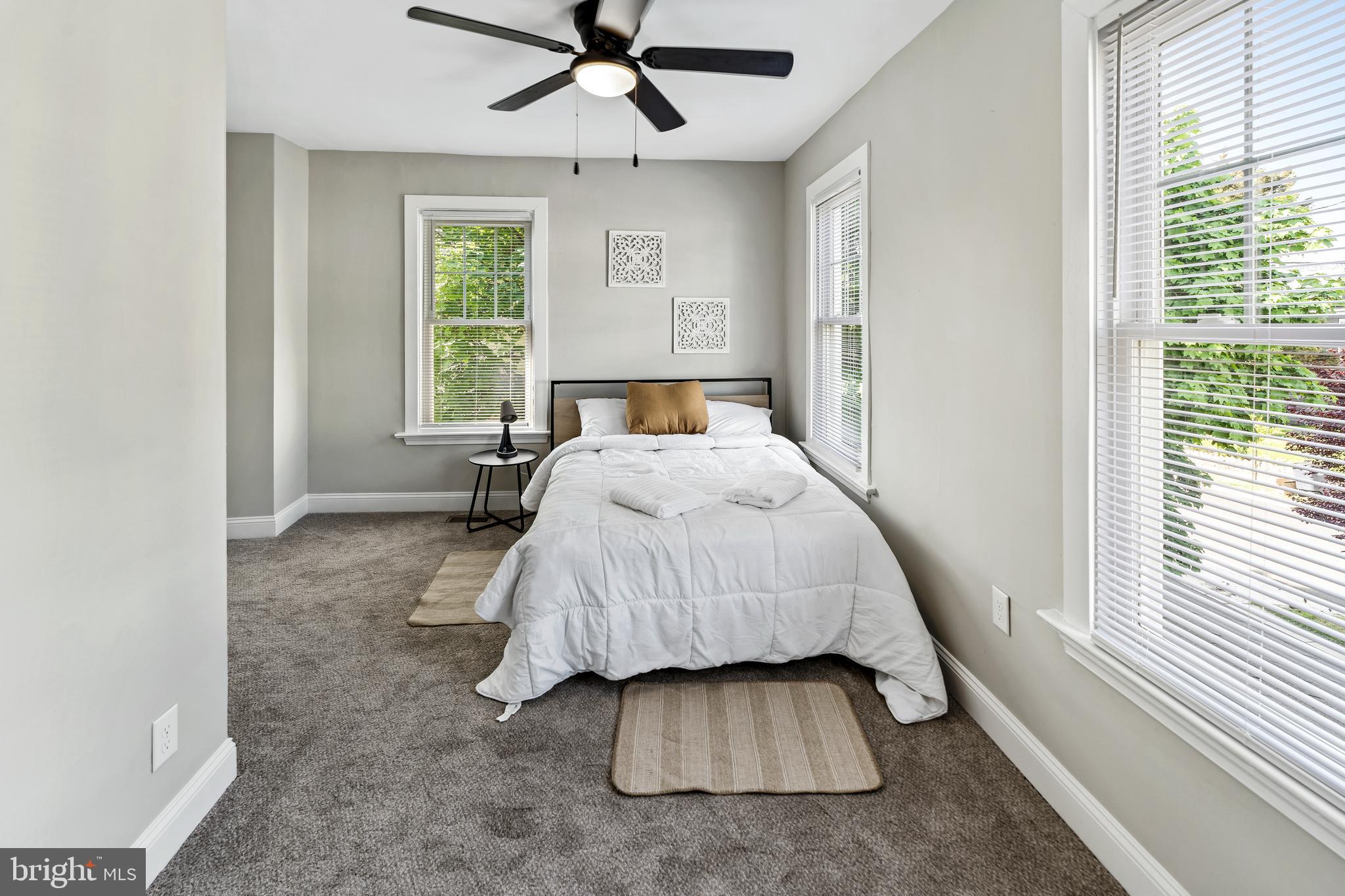 HYATTSVILLE - Residential