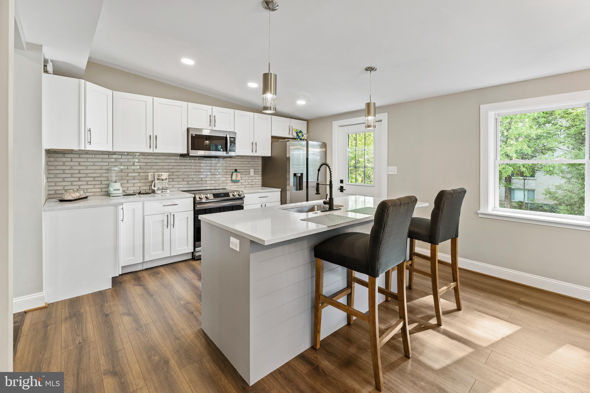 HYATTSVILLE - Residential