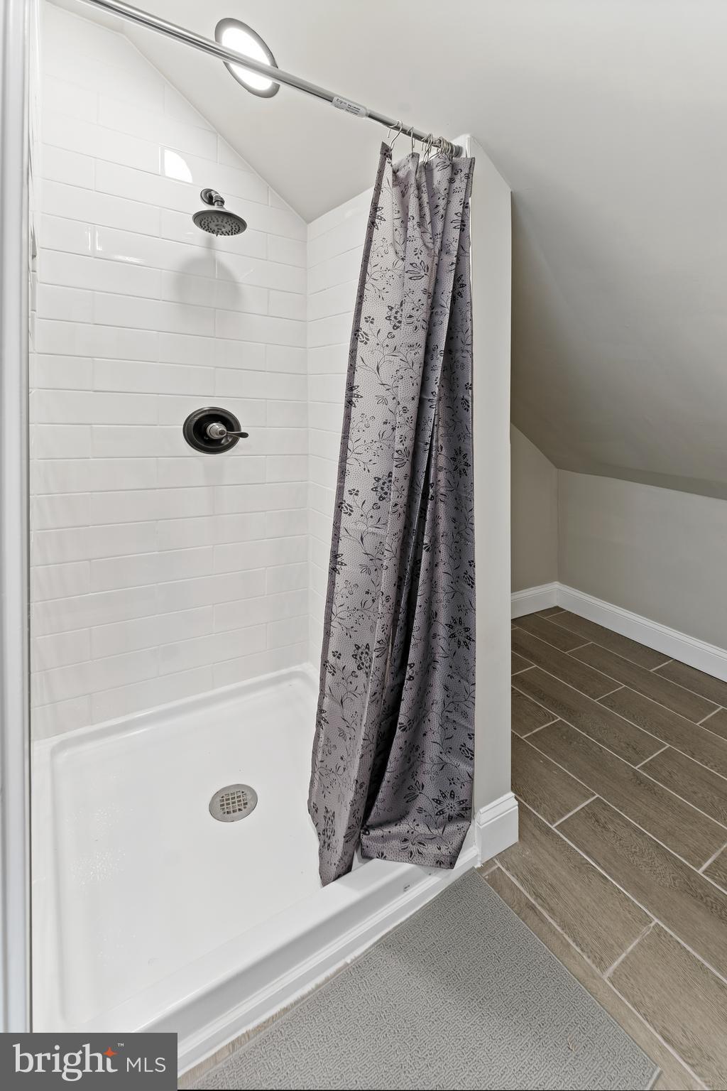 HYATTSVILLE - Residential