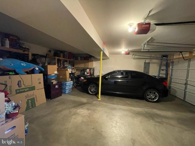 INWOOD VILLAGE - Residential