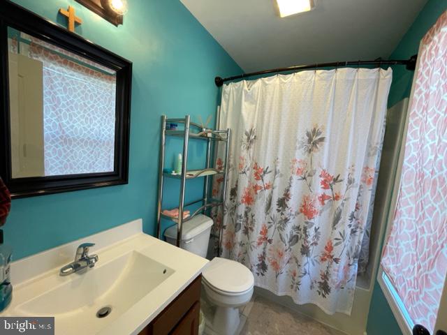 INWOOD VILLAGE - Residential