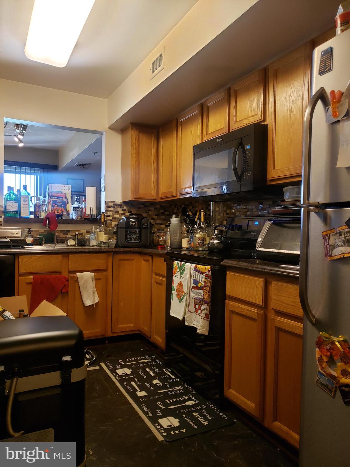 KINGS COUNCIL CONDO - Residential