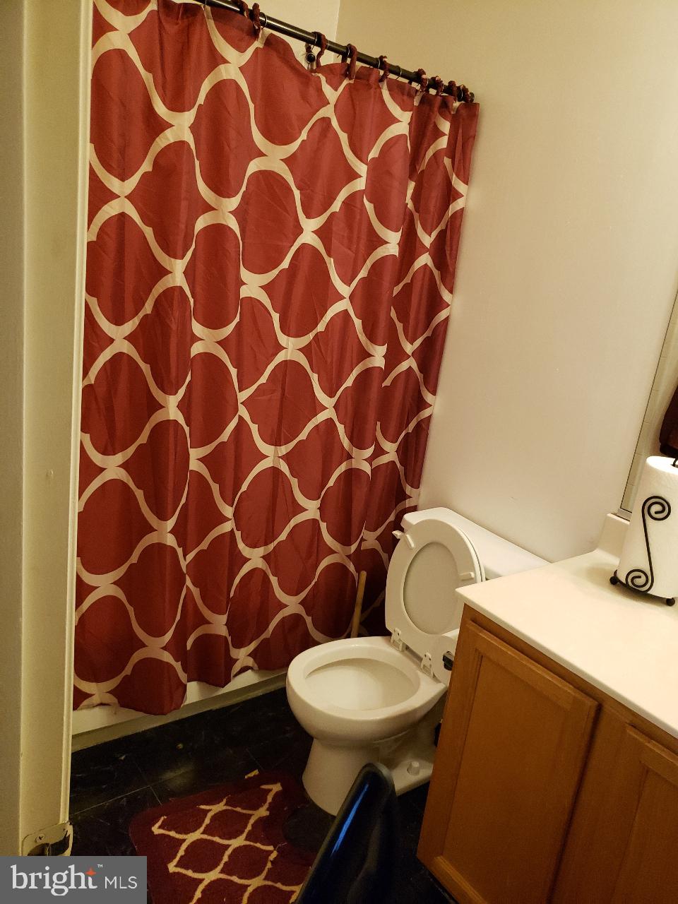 KINGS COUNCIL CONDO - Residential