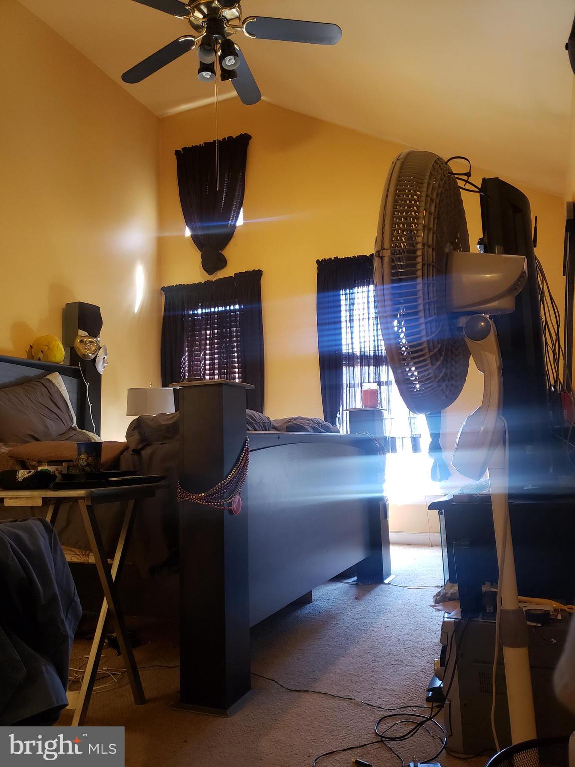 KINGS COUNCIL CONDO - Residential