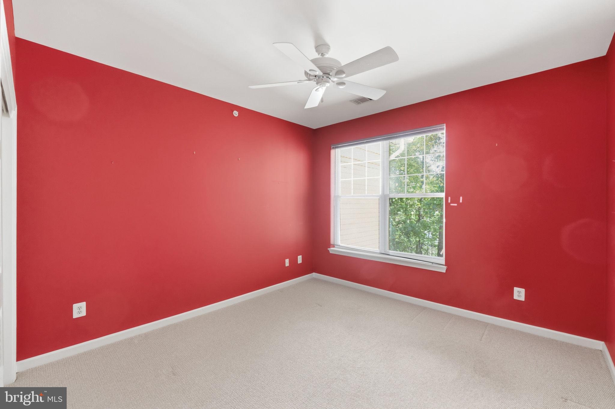 LAKELAND RIDGE - Residential